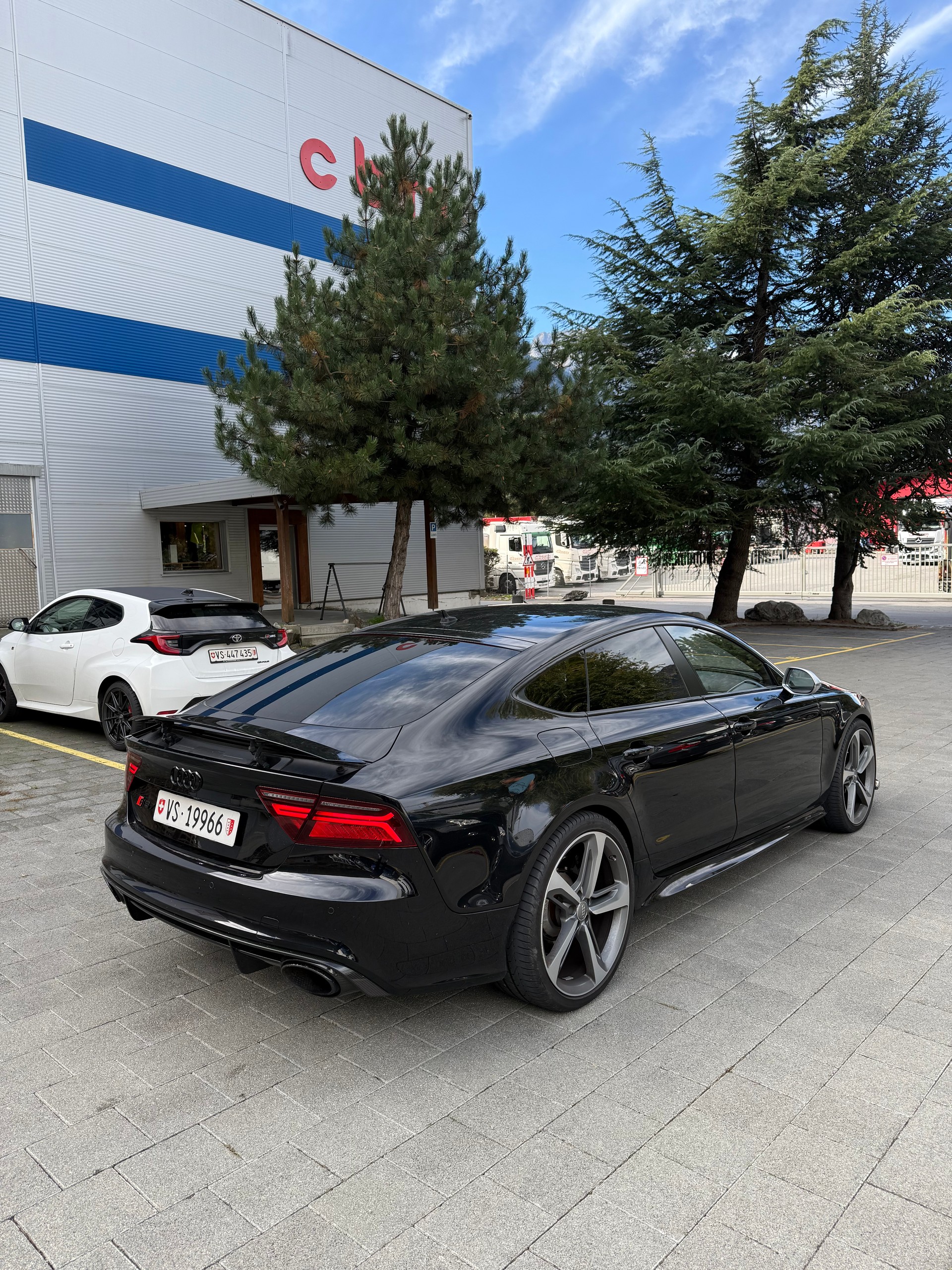AUDI RS7 Sportback 4.0 TFSI V8 quattro S-tronic-image-3