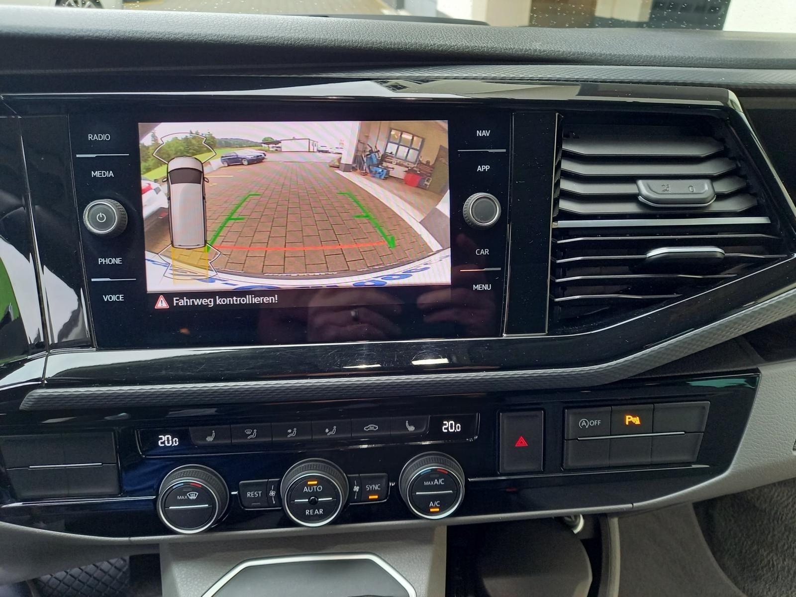 VW T6.1 California 2.0 Bi-TDI Ocean Edition Liberty 4Motion DSG-image-9