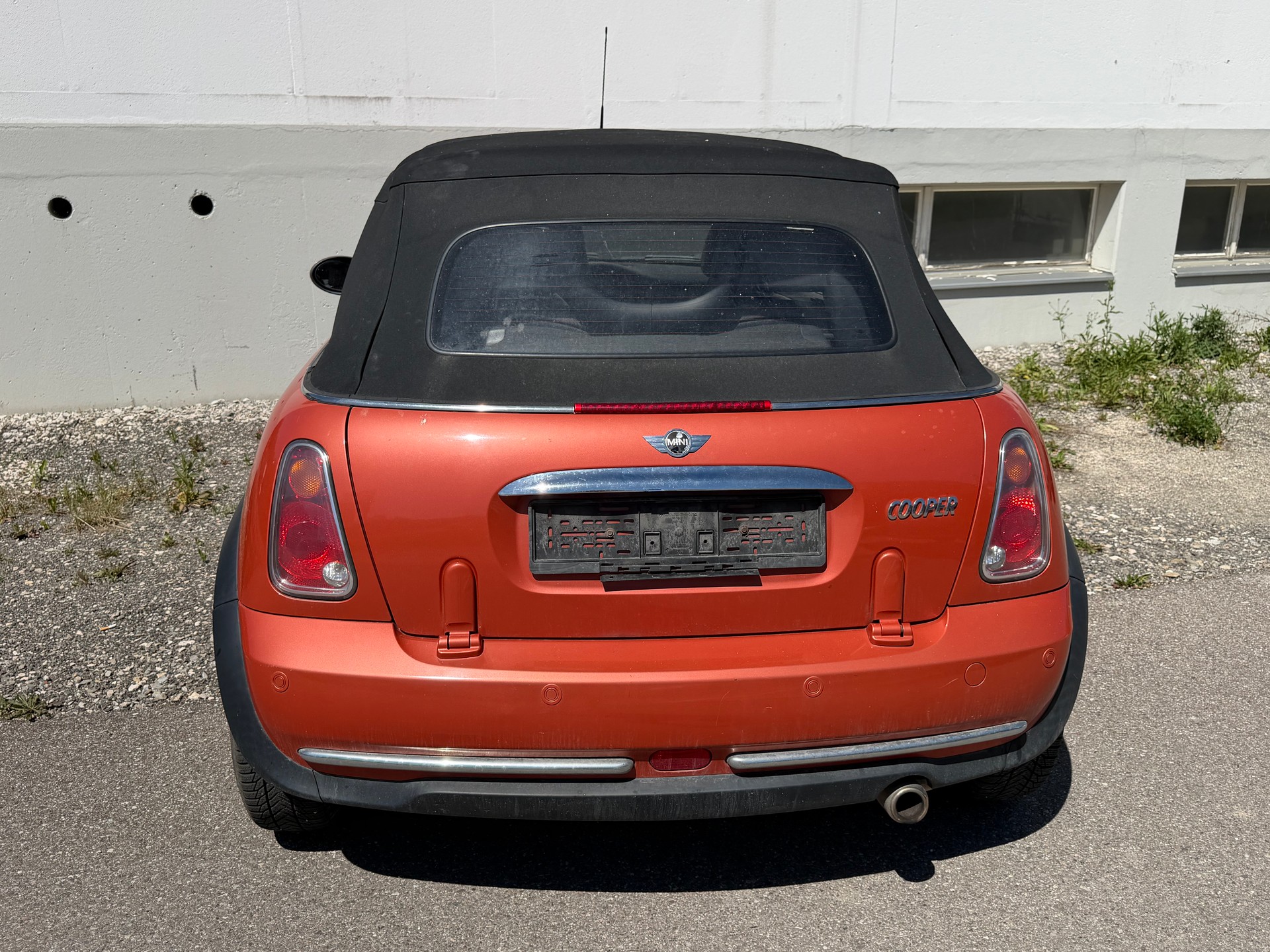 MINI Cooper Cabriolet-image-3