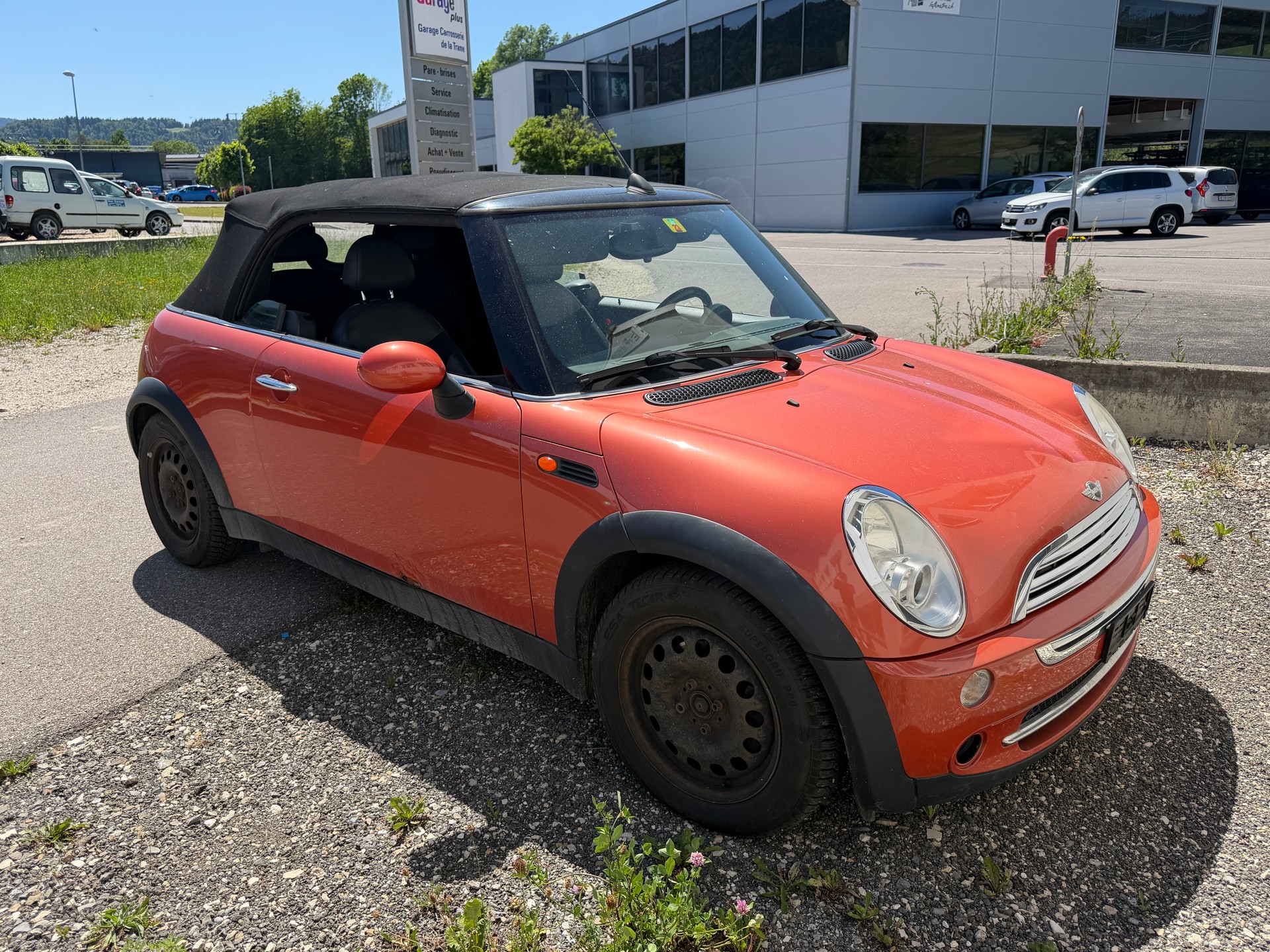 MINI Cooper Cabriolet-image-4