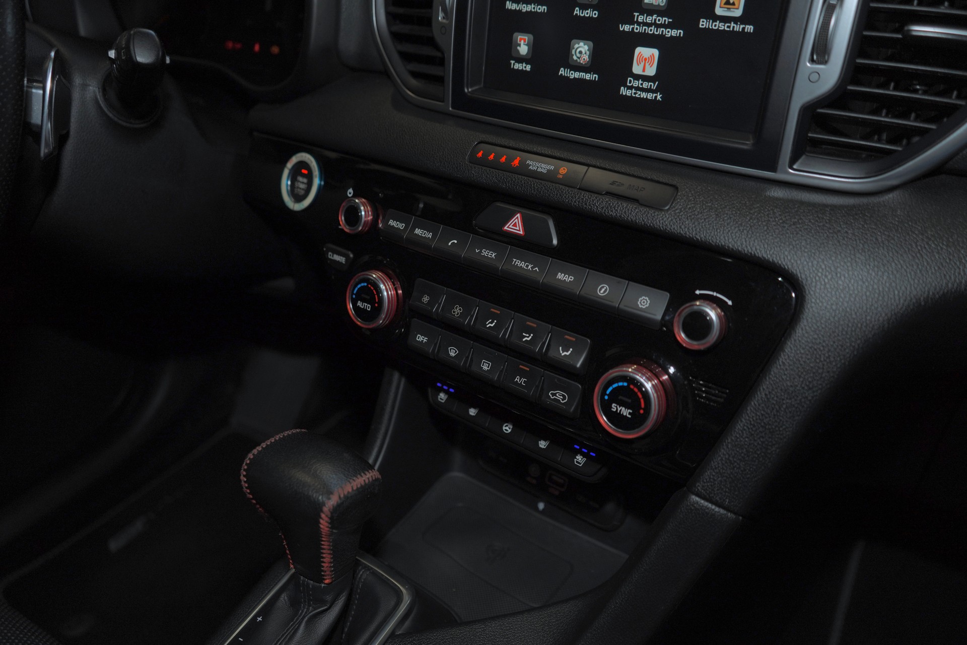 KIA Sportage 2.0CRDi Trend 4WD Automat-image-10