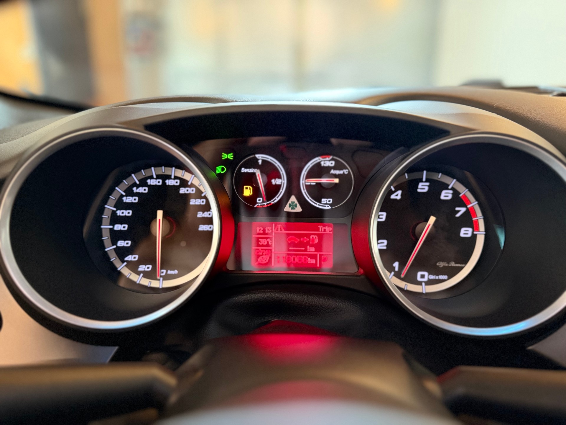 ALFA ROMEO Giulietta 1750 TBi Quadrifoglio Verde TCT-image-15