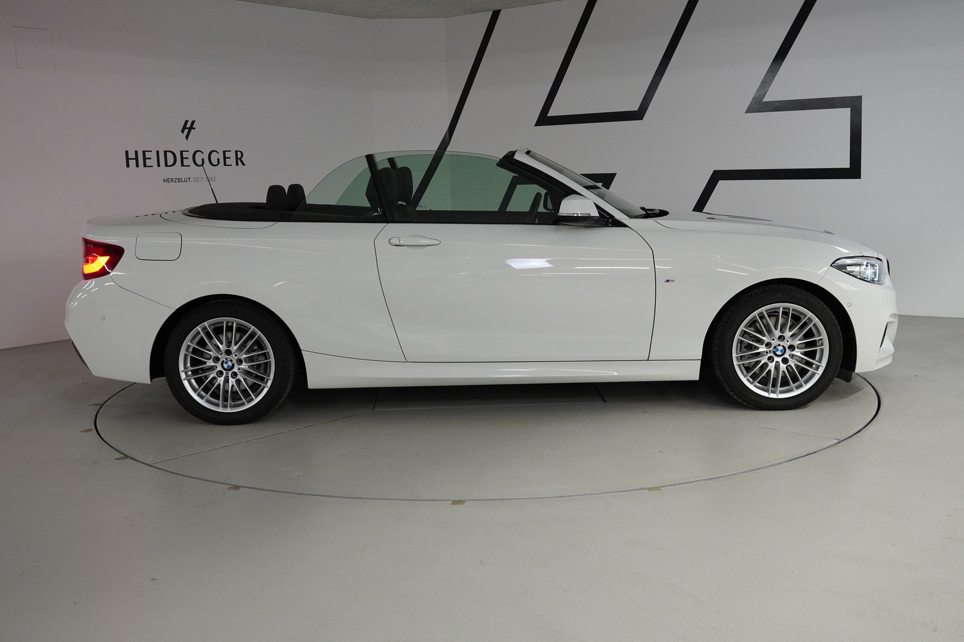 BMW 220i Steptronic M Sport-image-7