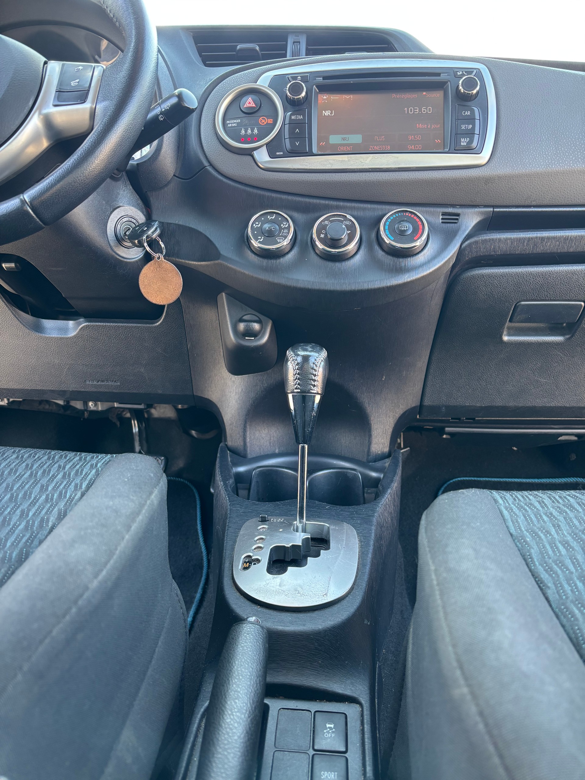 TOYOTA Yaris 1.33 Luna Multidrive ***PRIX FIXE***-image-8