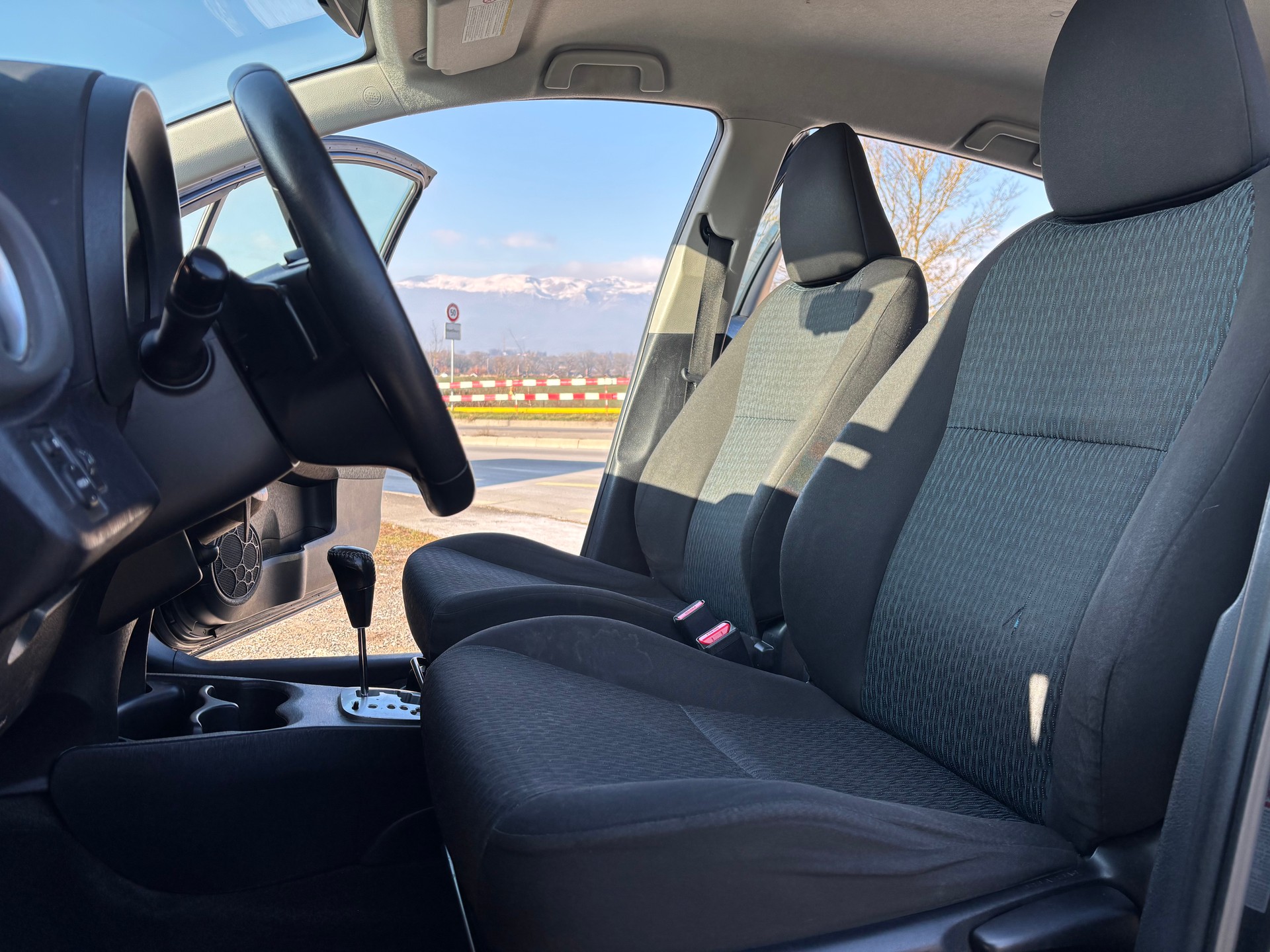 TOYOTA Yaris 1.33 Luna Multidrive ***PRIX FIXE***-image-11