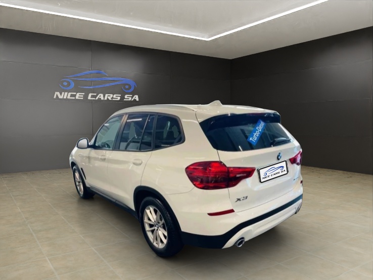 BMW X3 xDrive 20d Individual Steptronic-image-3