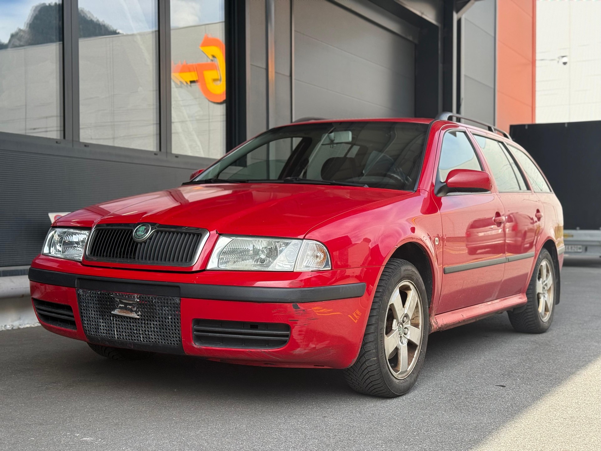 SKODA Octavia 1.9 TDI Drive 4x4-image-0
