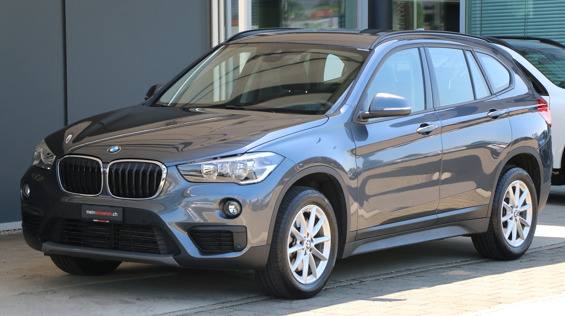 BMW X1 xDrive 20d Sport Line-image-1