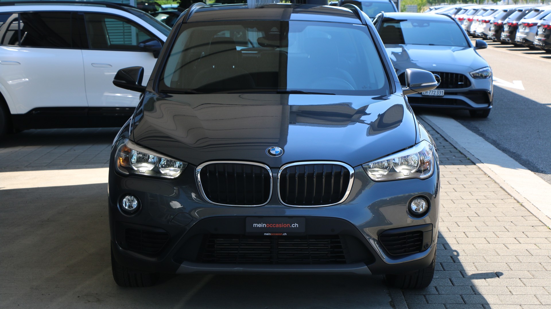 BMW X1 xDrive 20d Sport Line-image-6