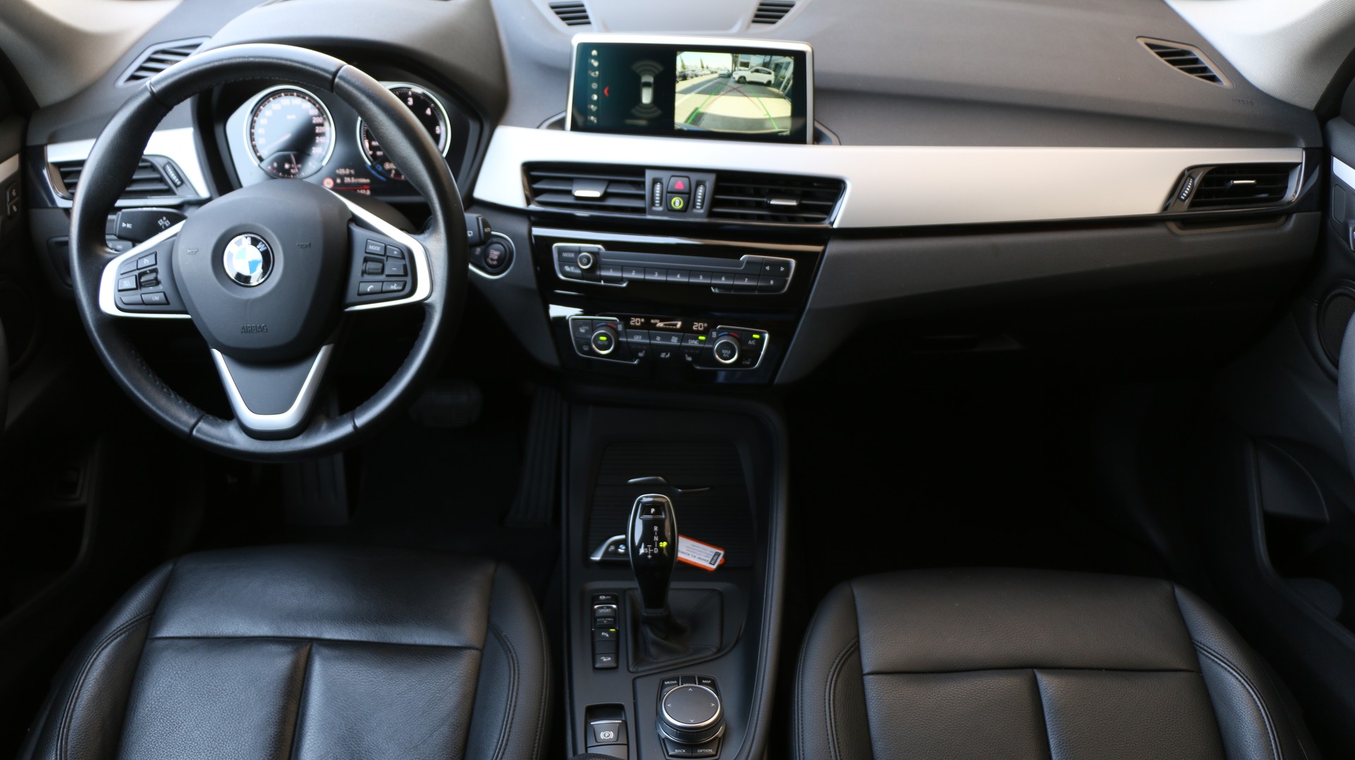 BMW X1 xDrive 20d Sport Line-image-15