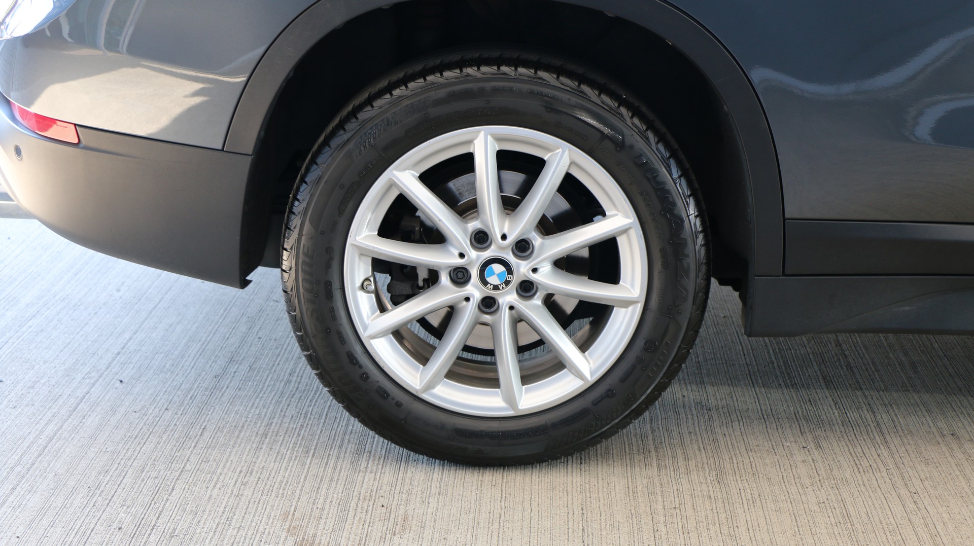 BMW X1 xDrive 20d Sport Line-image-28