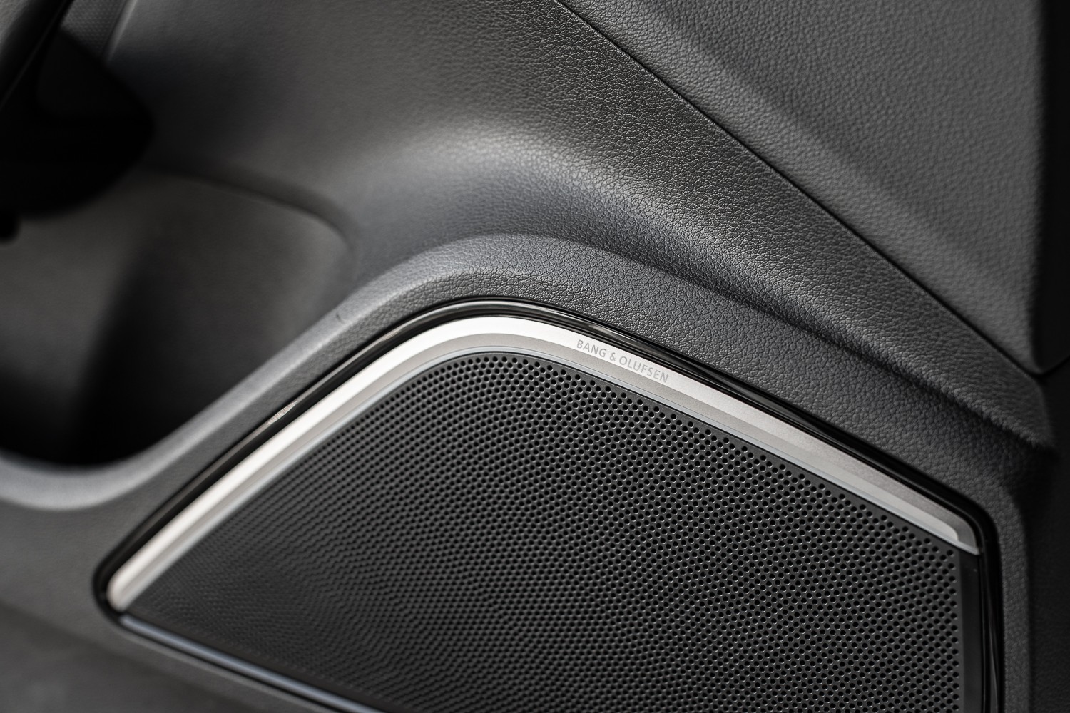 AUDI S3 2.0 TFSI quattro-image-11