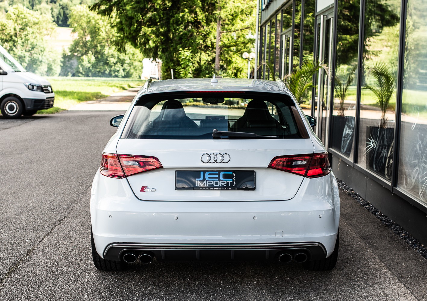 AUDI S3 2.0 TFSI quattro-image-4