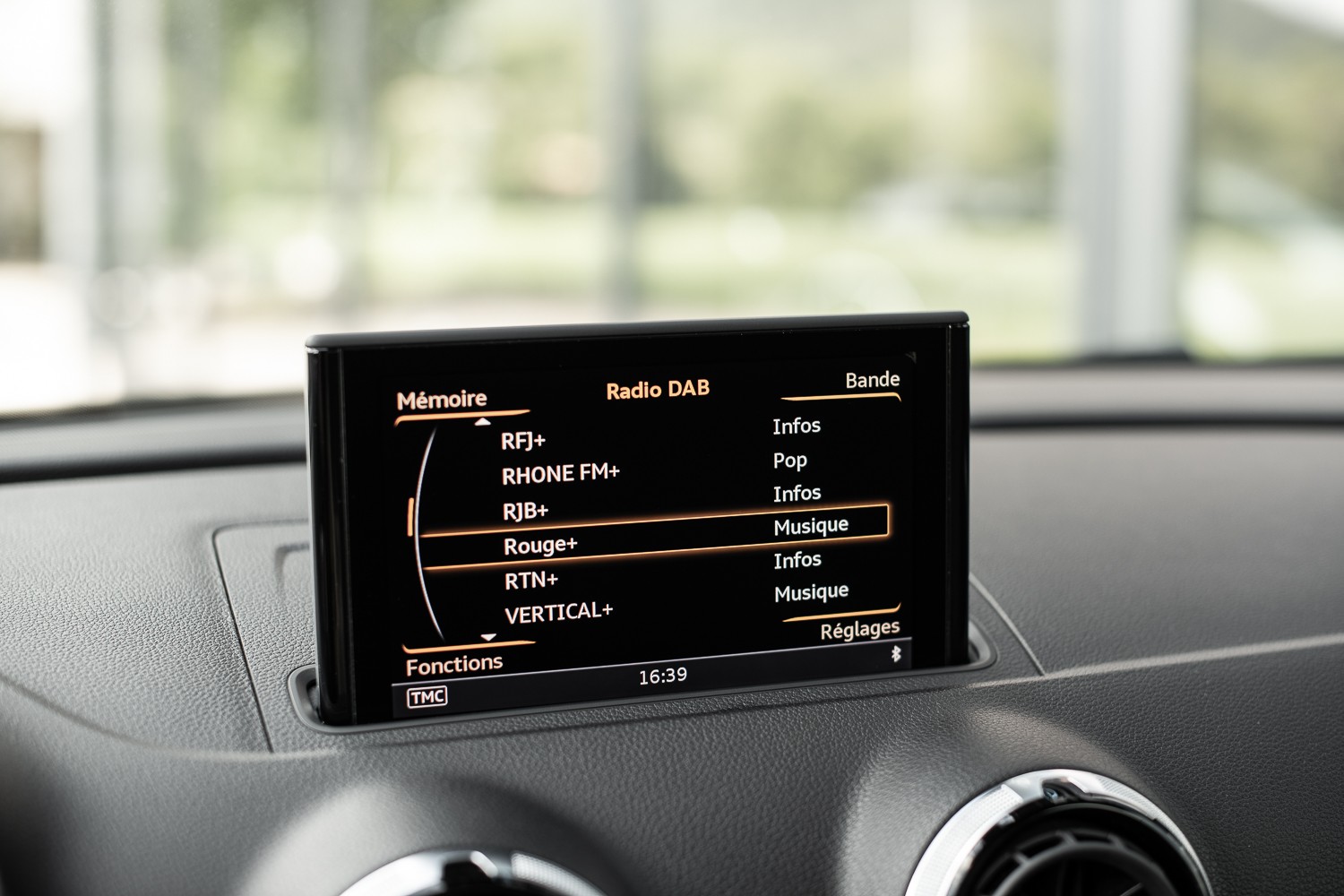 AUDI S3 2.0 TFSI quattro-image-19