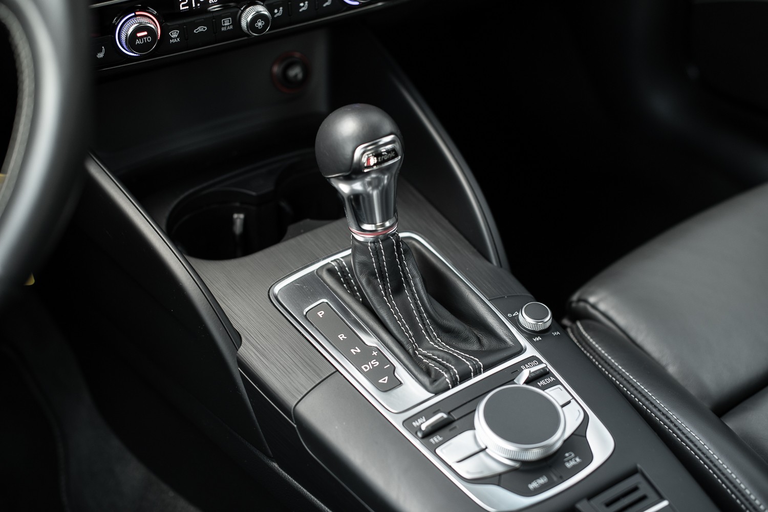 AUDI S3 2.0 TFSI quattro-image-16