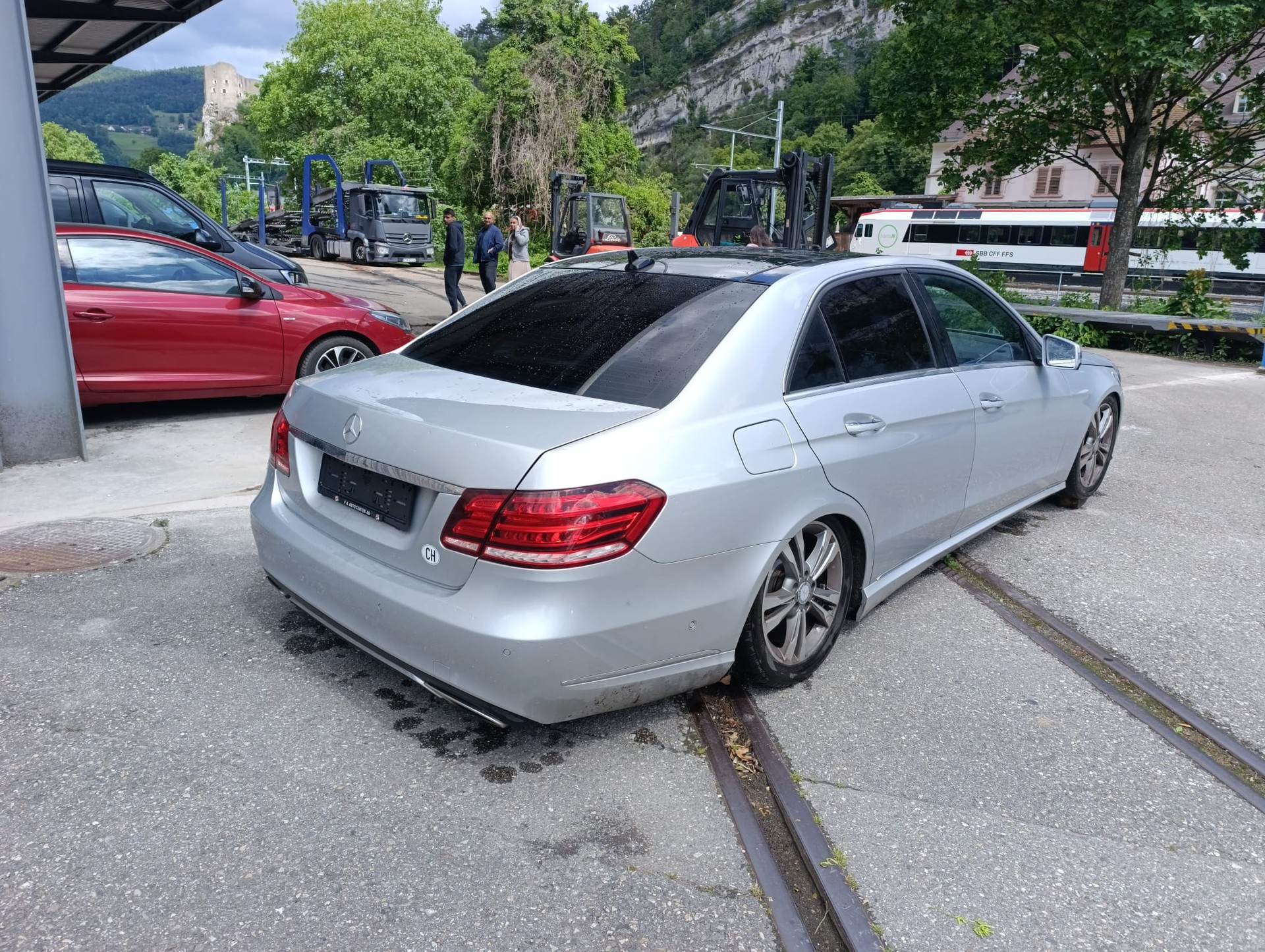 MERCEDES-BENZ E 400 4Matic 7G-Tronic-image-1