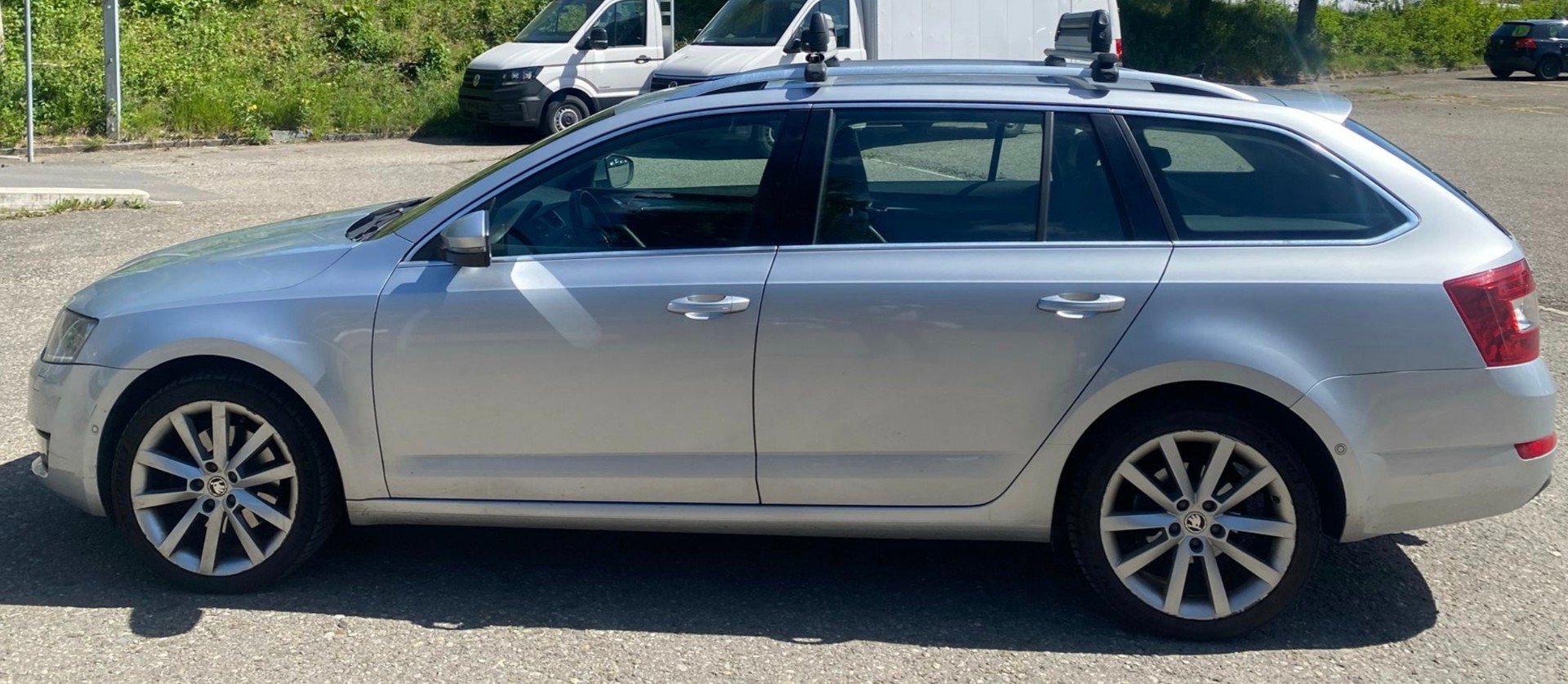 SKODA Octavia Combi 1.8 TSI Elegance 4x4 DSG-image-6