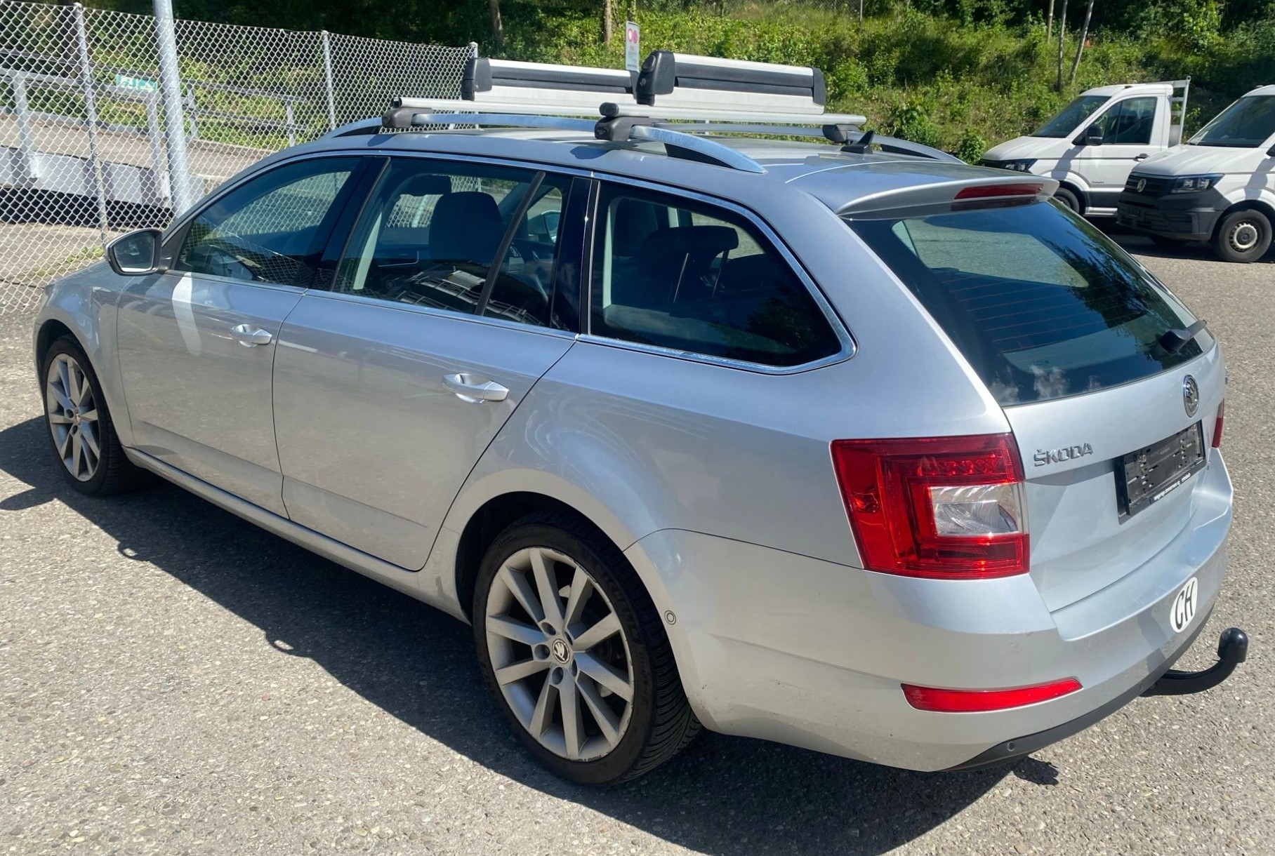 SKODA Octavia Combi 1.8 TSI Elegance 4x4 DSG-image-3