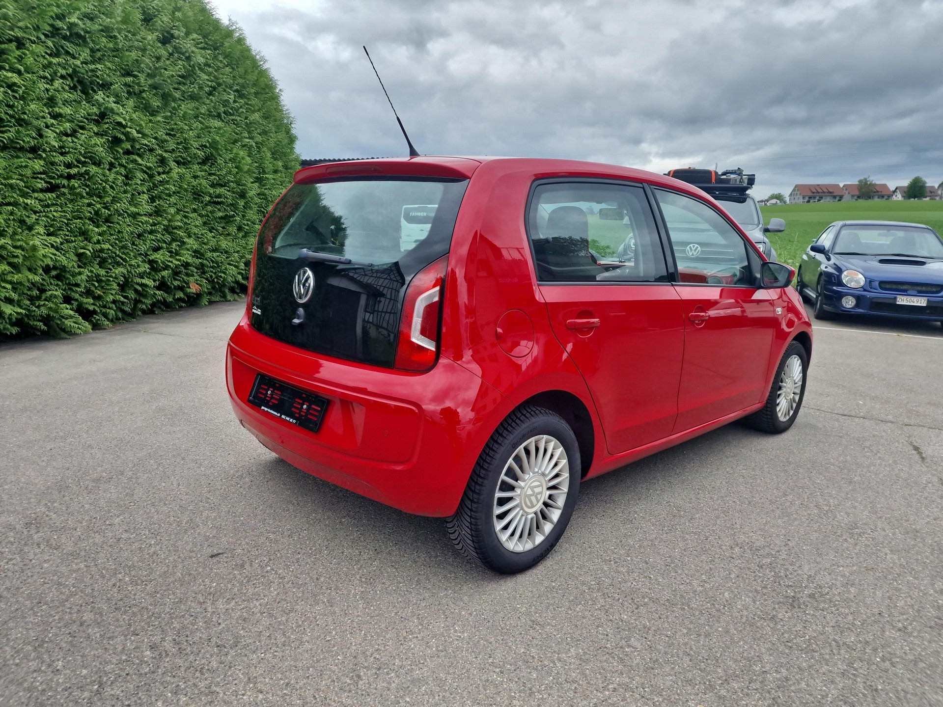 VW Up 1.0 MPI 60 High ASG-image-4