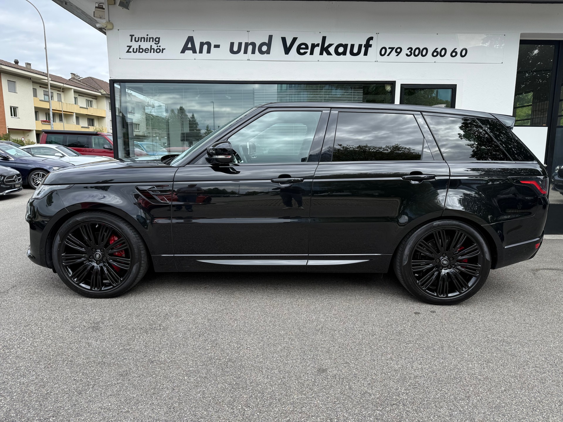 LAND ROVER Range Rover Sport P525 5.0 V8 S/C HSE Dynamic Automatic-image-2