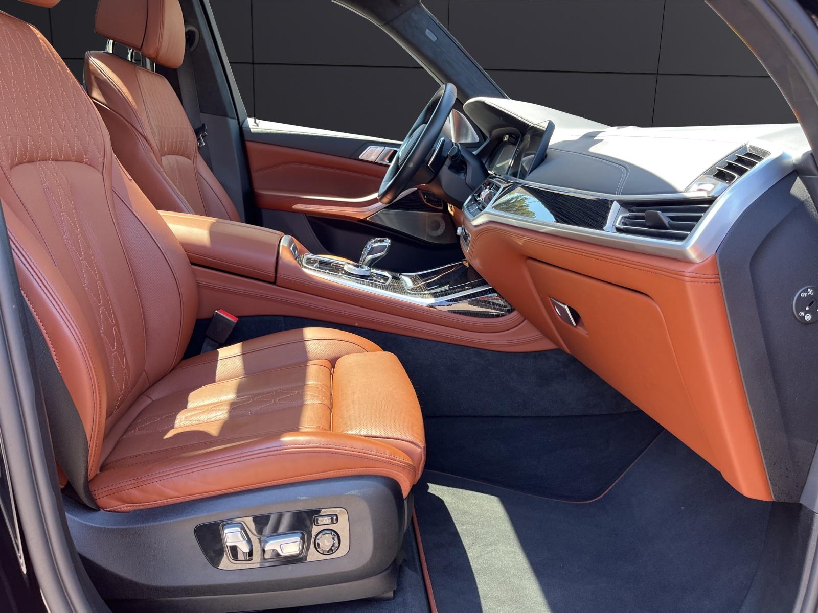 BMW X7 M50i-image-18
