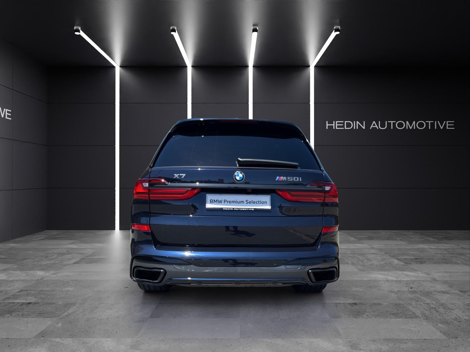 BMW X7 M50i-image-8