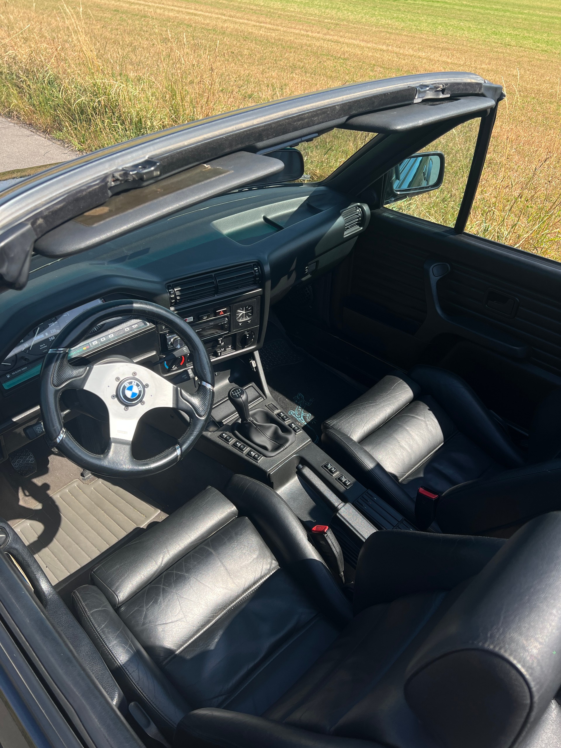 BMW E30 325i Cabrio-image-7