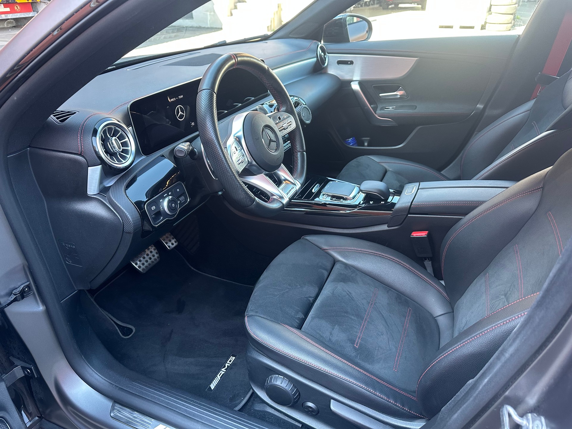 MERCEDES-BENZ CLA 35 AMG 4matic-image-7