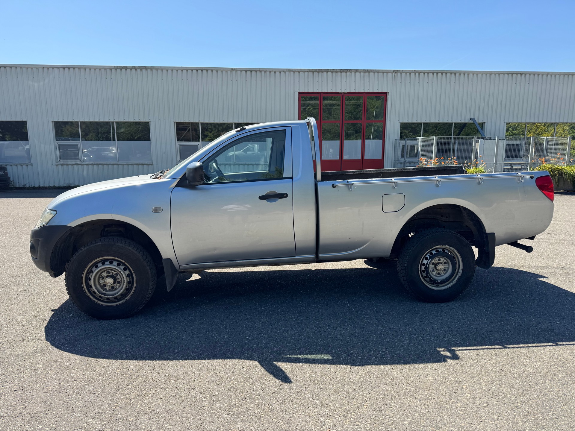 MITSUBISHI L 200 2.5DID Inform Single Cab-image-0