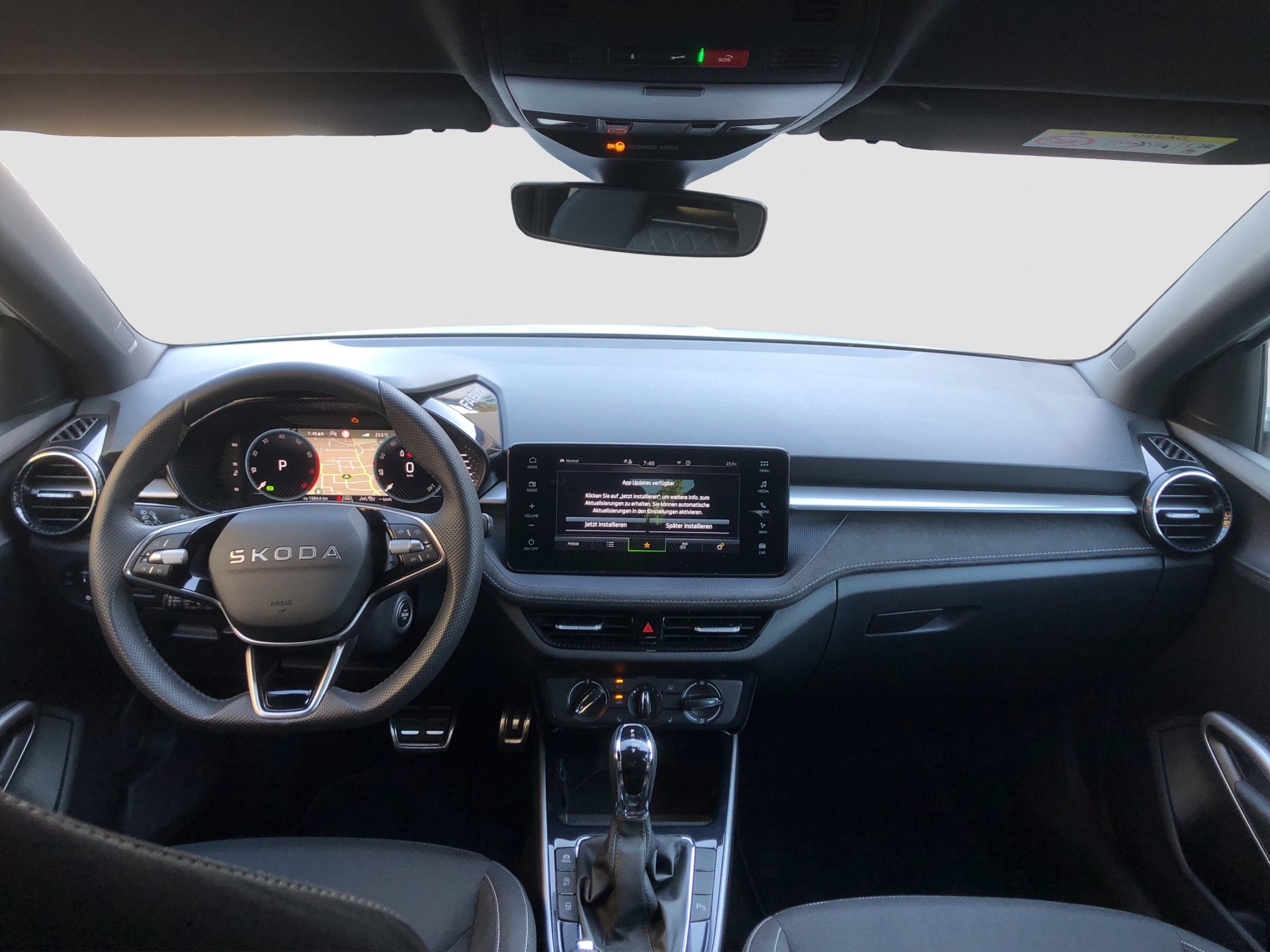 SKODA Fabia 1.0 TSI Selection DSG-image-9