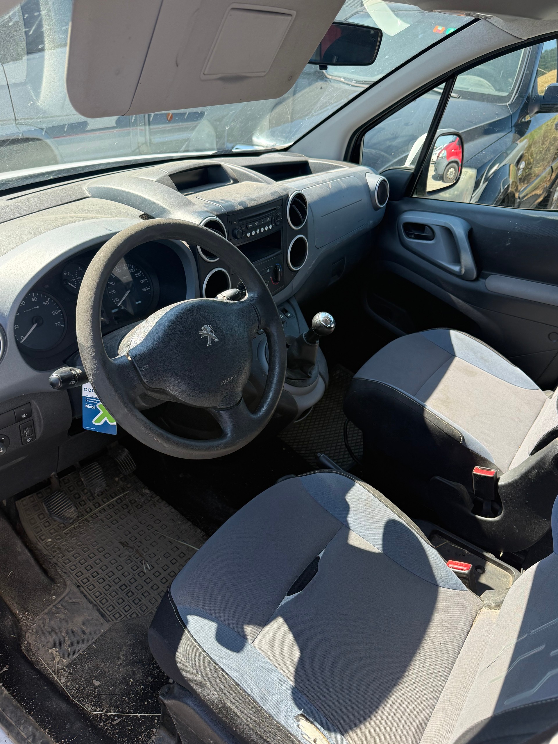 PEUGEOT Partner 1.6 e-HDI Active-image-6