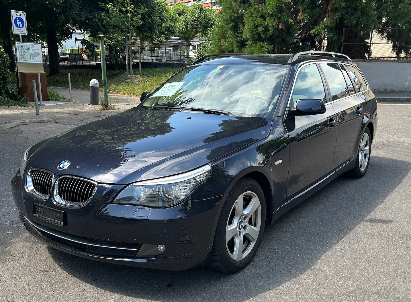 BMW 530xd Premium Business-image-0