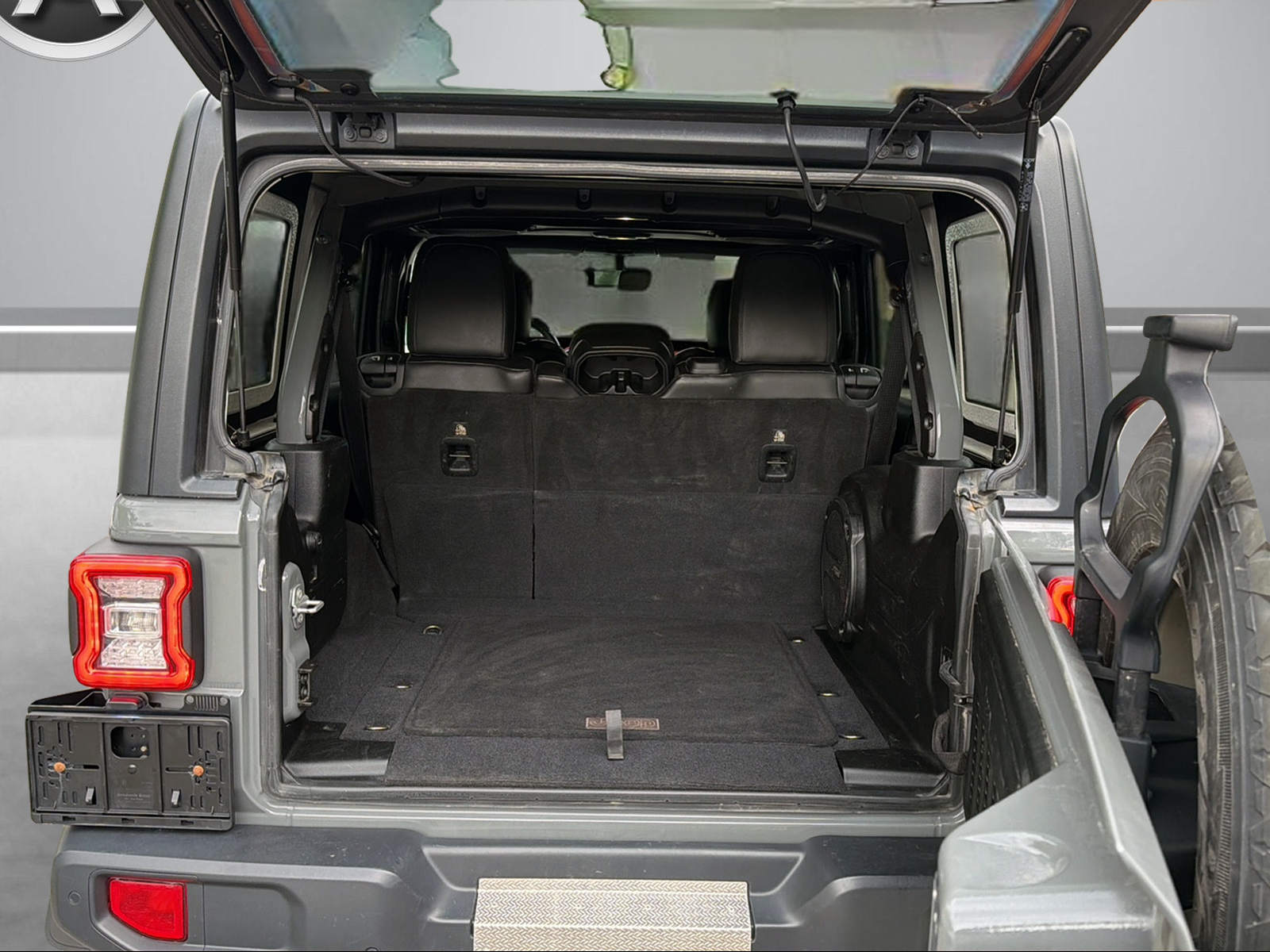 JEEP Wrangler 2.2MJ Unlimited Rubicon Automatic-image-2
