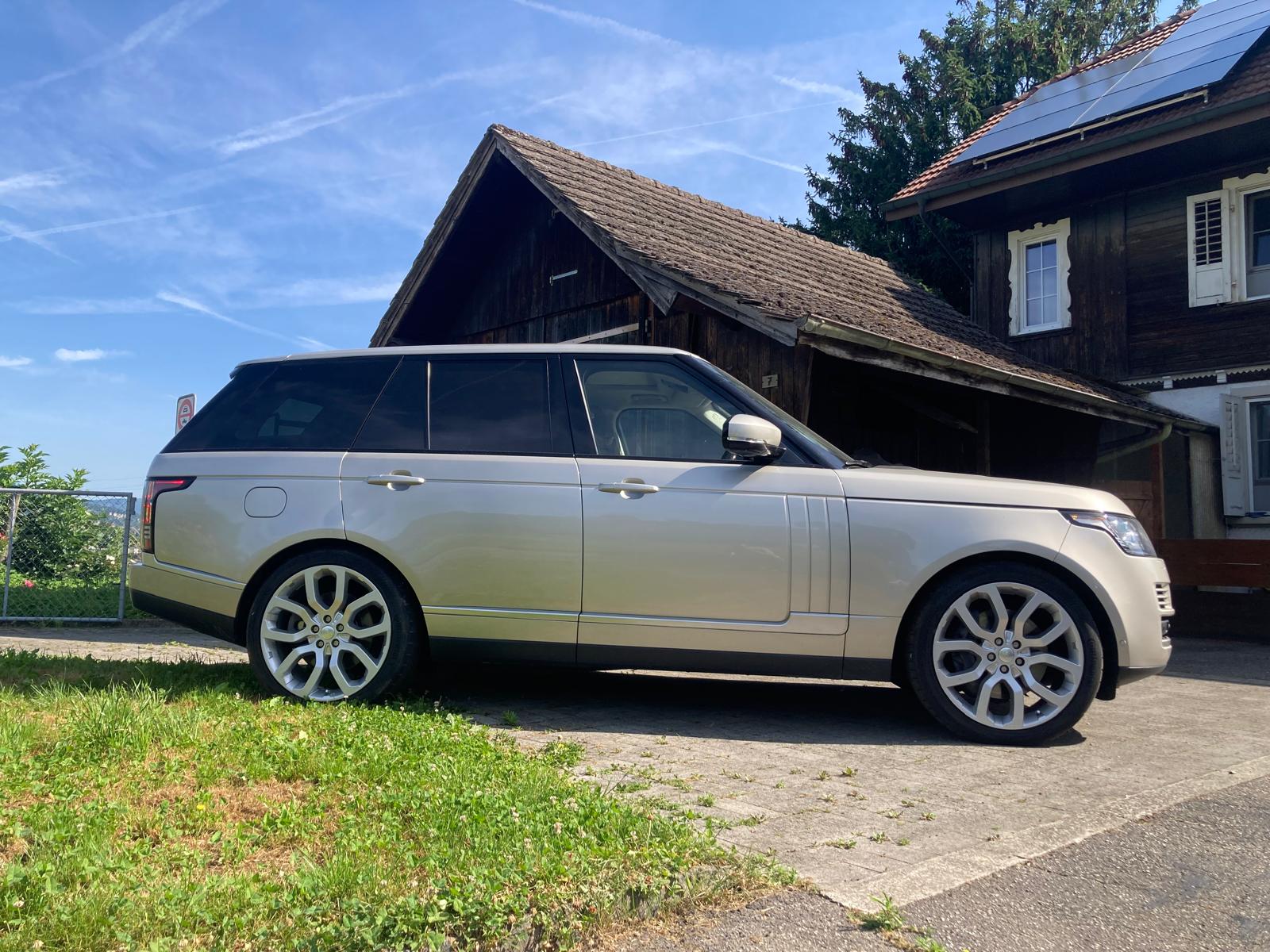 LAND ROVER 4.4 SDV8 Vogue-image-2
