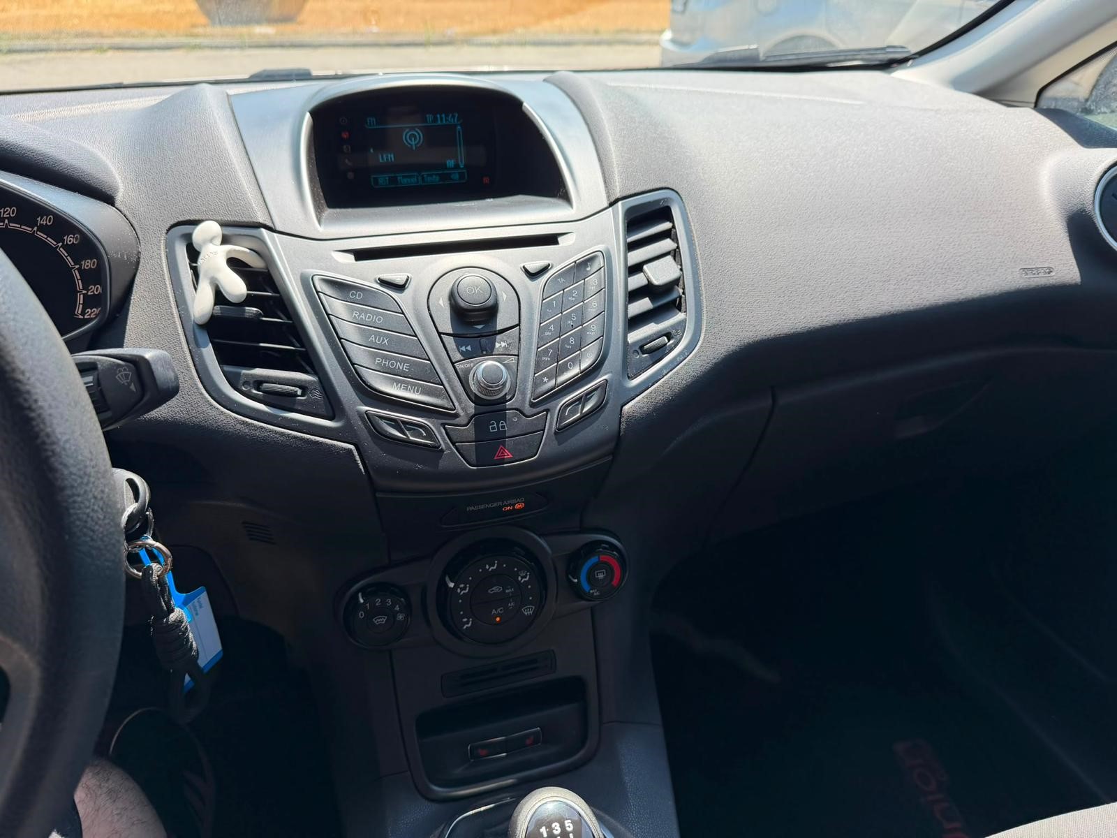 FORD Fiesta 1.0 SCTi Trend-image-5