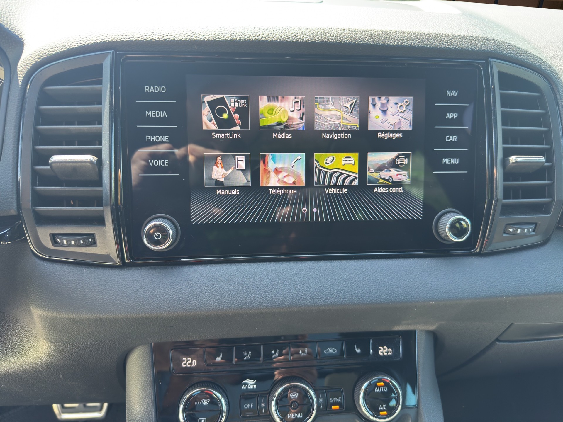 SKODA Karoq 1.5 TSI SportLine DSG-image-14