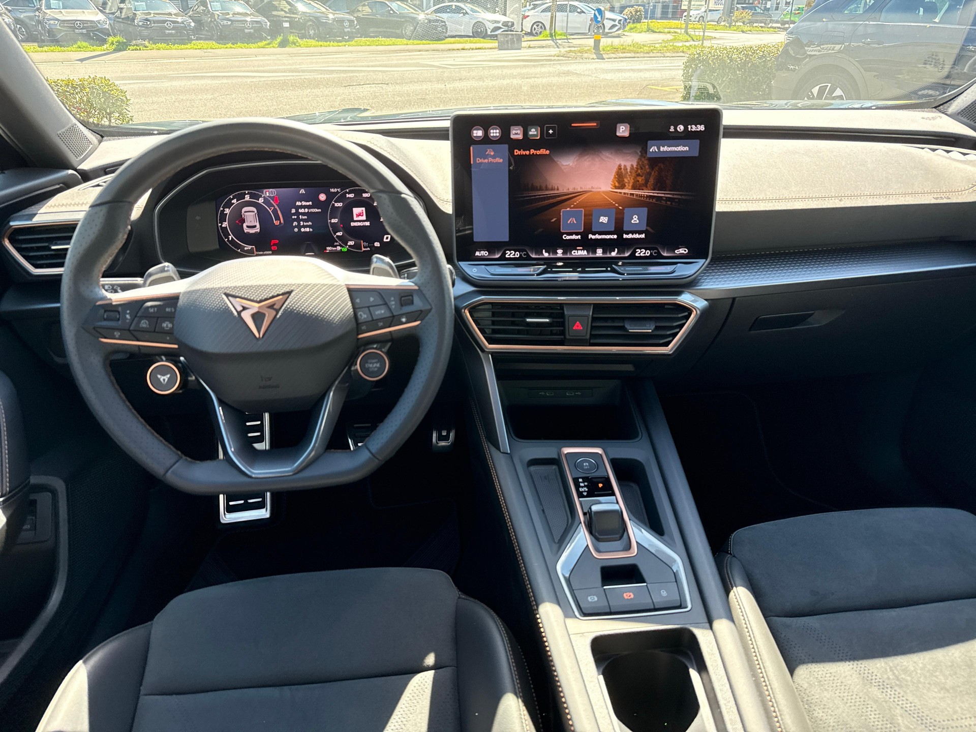 CUPRA Formentor 1.5 eTSI DSG-image-9