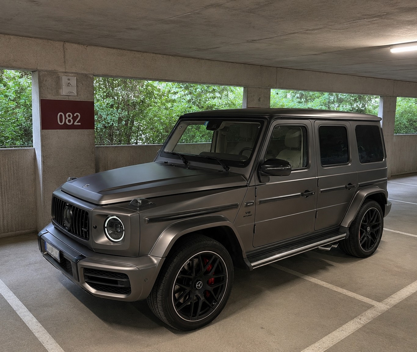 MERCEDES-BENZ G63 Monza Grey Magno | CH-Fahrzeug | MB Garantie | 10 Jahre Service-image-0