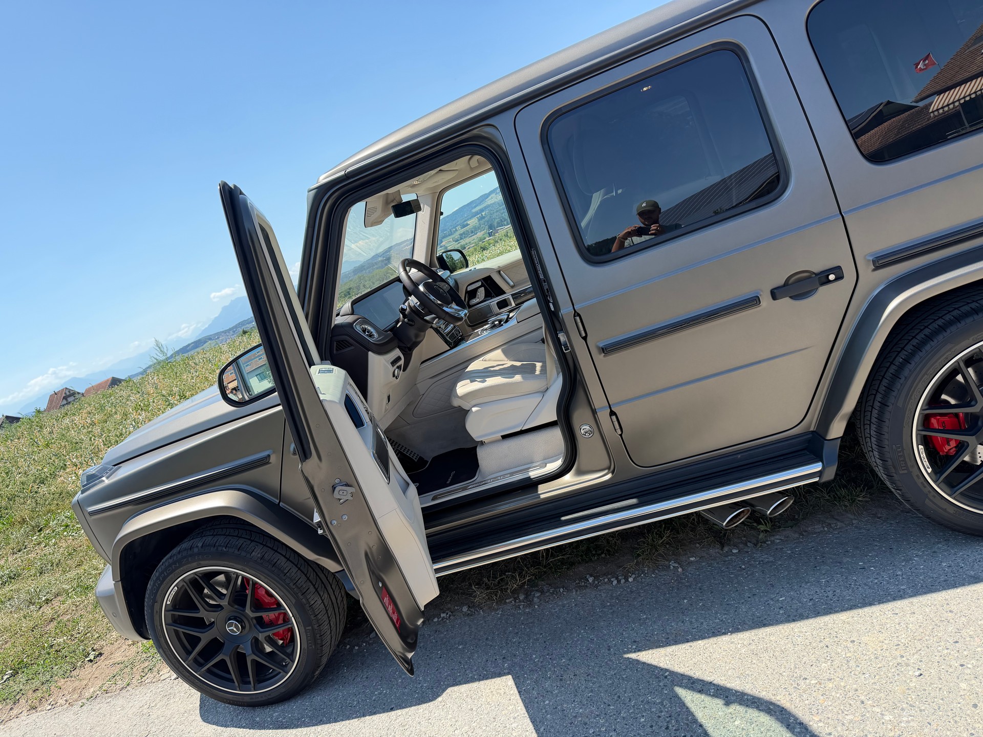 MERCEDES-BENZ G63 Monza Grey Magno | Night Paket II | CH-Fahrzeug | Garantie | 10 Jahre Service-image-8