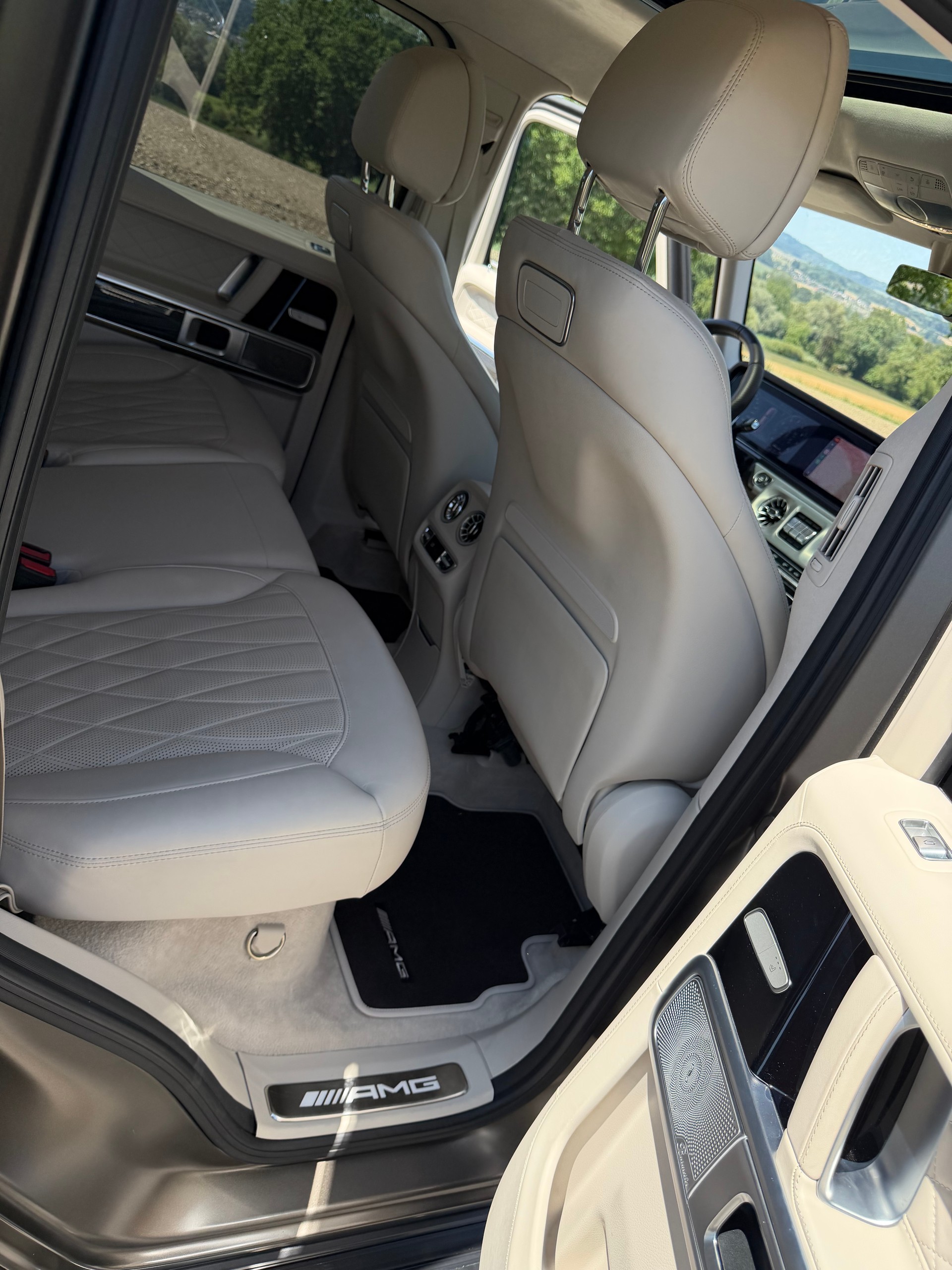 MERCEDES-BENZ G63 Monza Grey Magno | Night Paket II | CH-Fahrzeug | Garantie | 10 Jahre Service-image-17