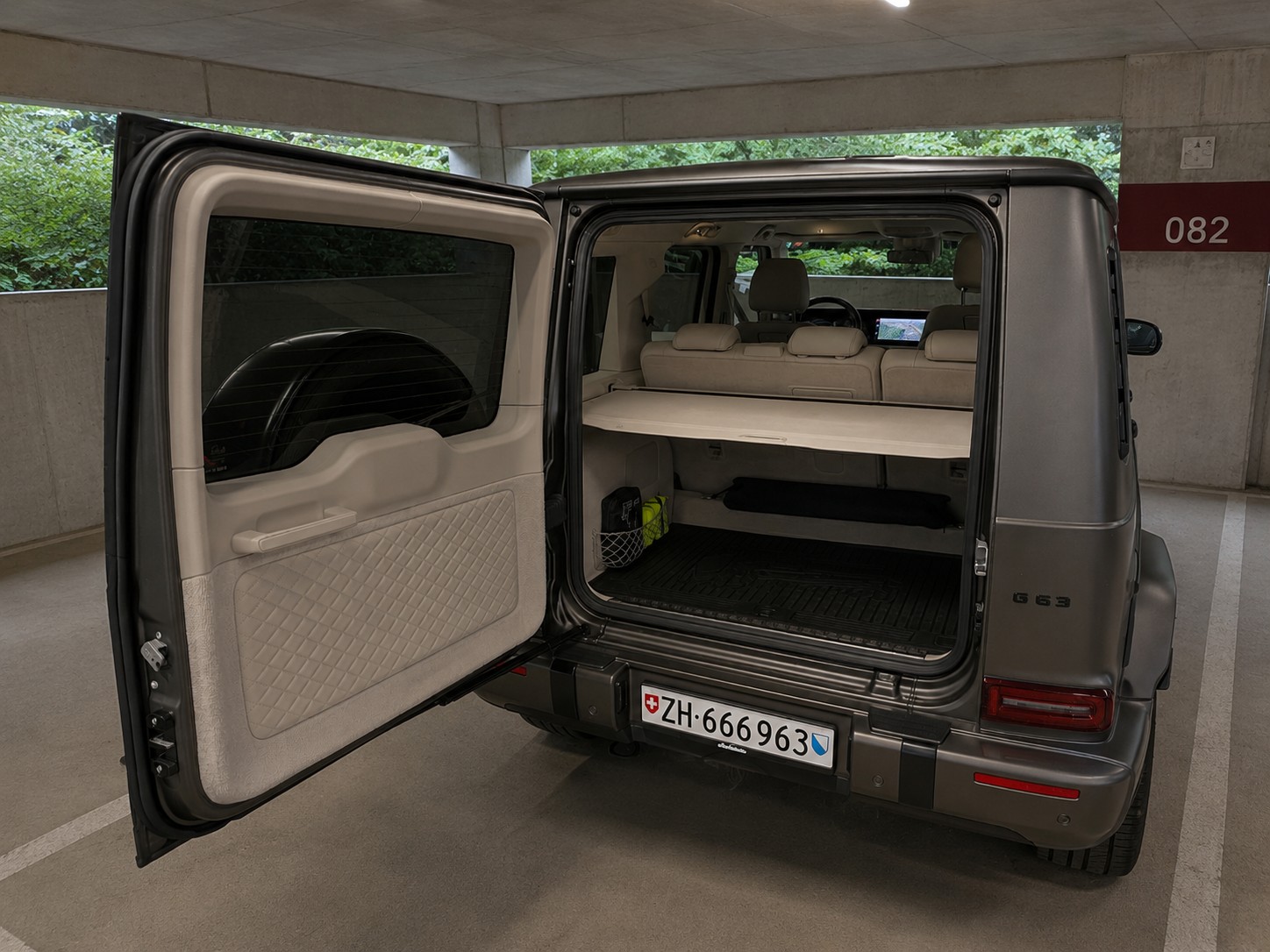 MERCEDES-BENZ G63 Monza Grey Magno | CH-Fahrzeug | MB Garantie | 10 Jahre Service-image-5