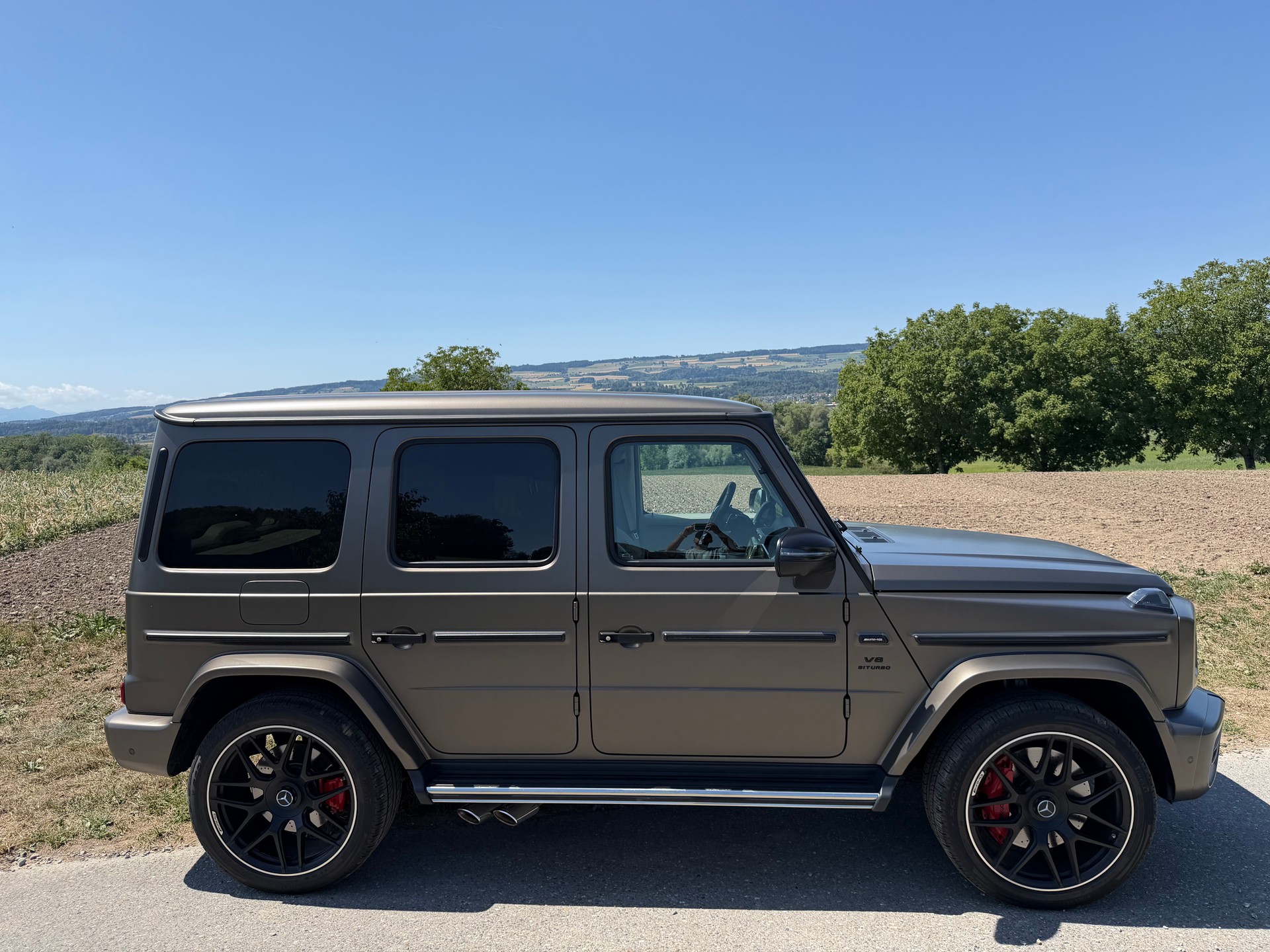 MERCEDES-BENZ G63 Monza Grey Magno | Night Paket II | CH-Fahrzeug | Garantie | 10 Jahre Service-image-2
