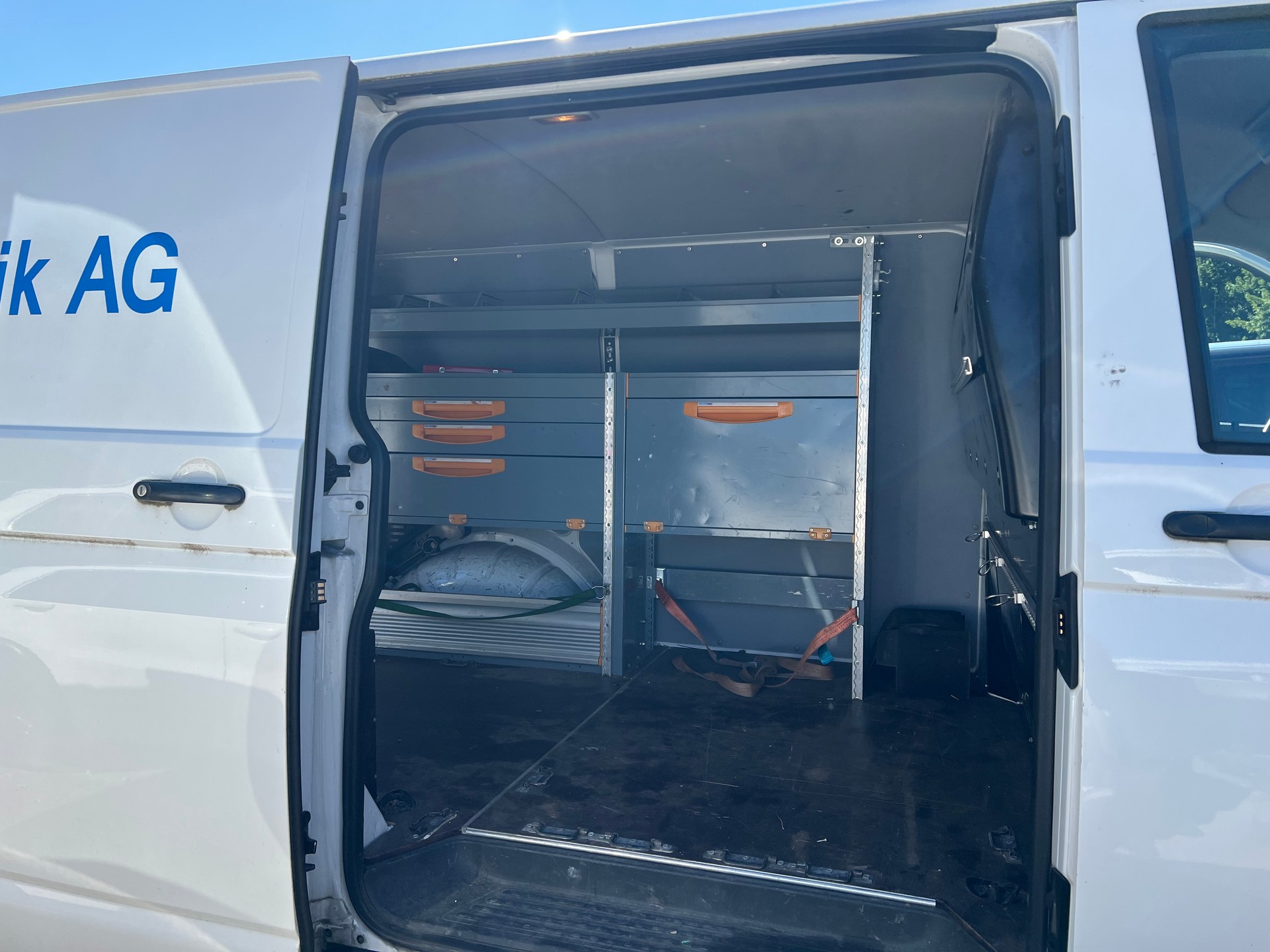 VW T6 2.0 TDI Entry-image-4