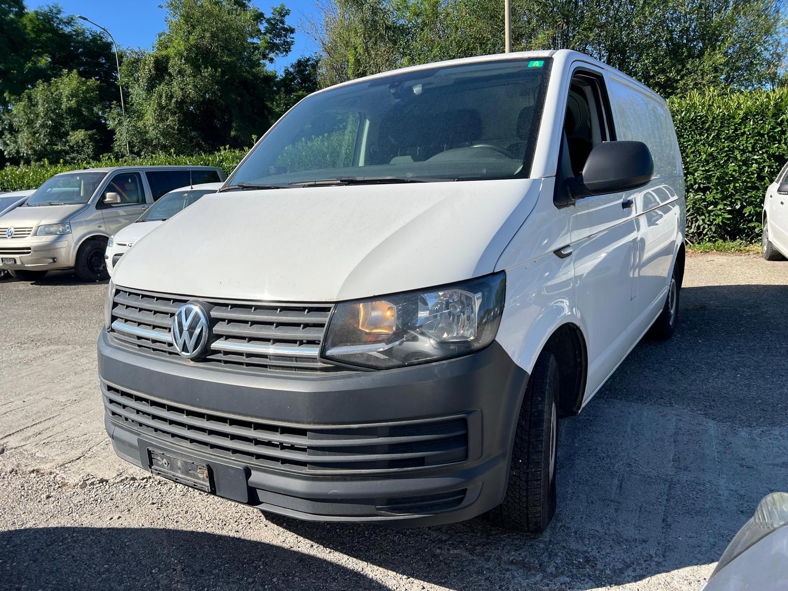 VW T6 2.0 TDI Entry-image-0