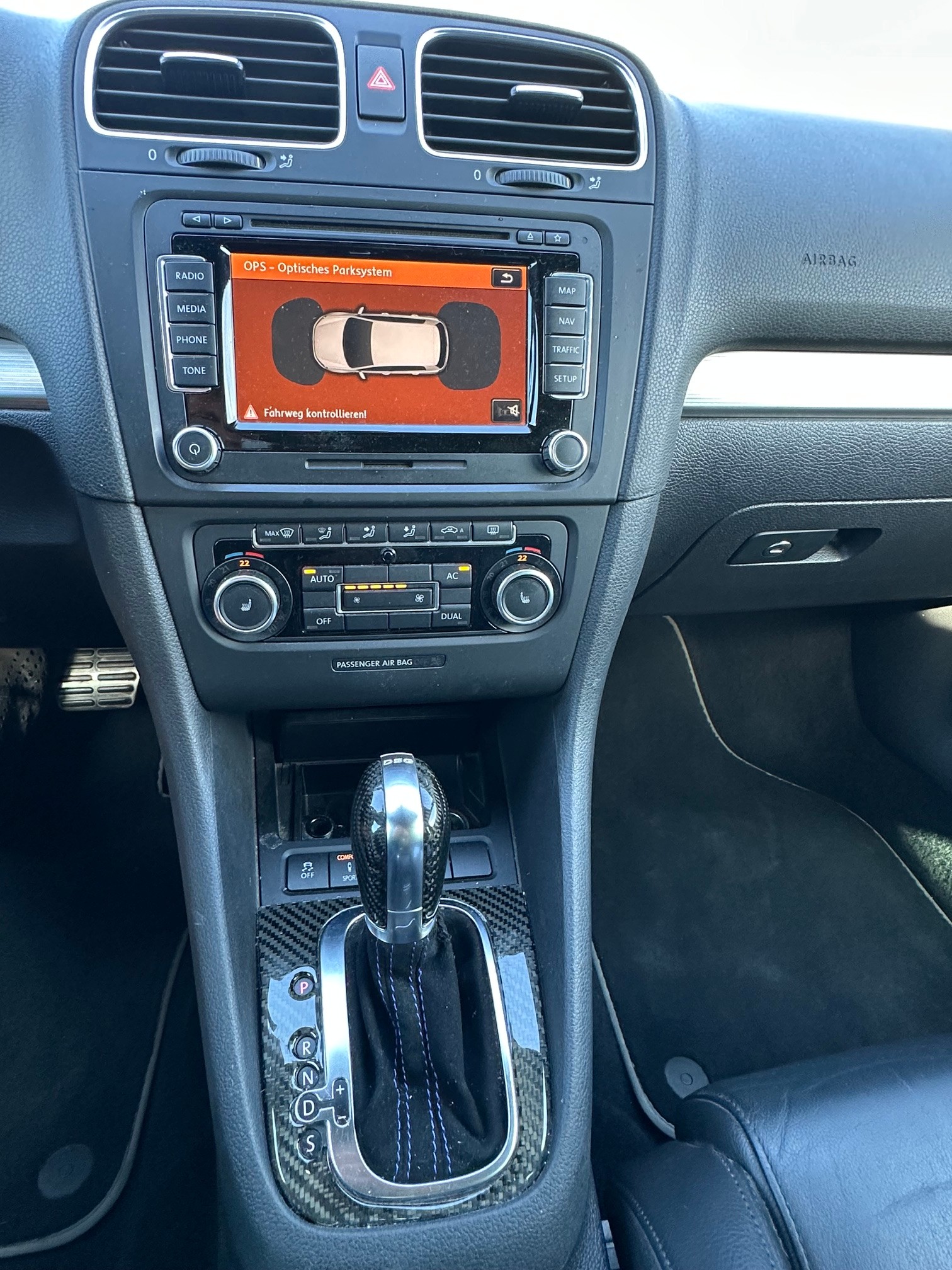 VW 2.0 TSI R DSG 4motion-image-16