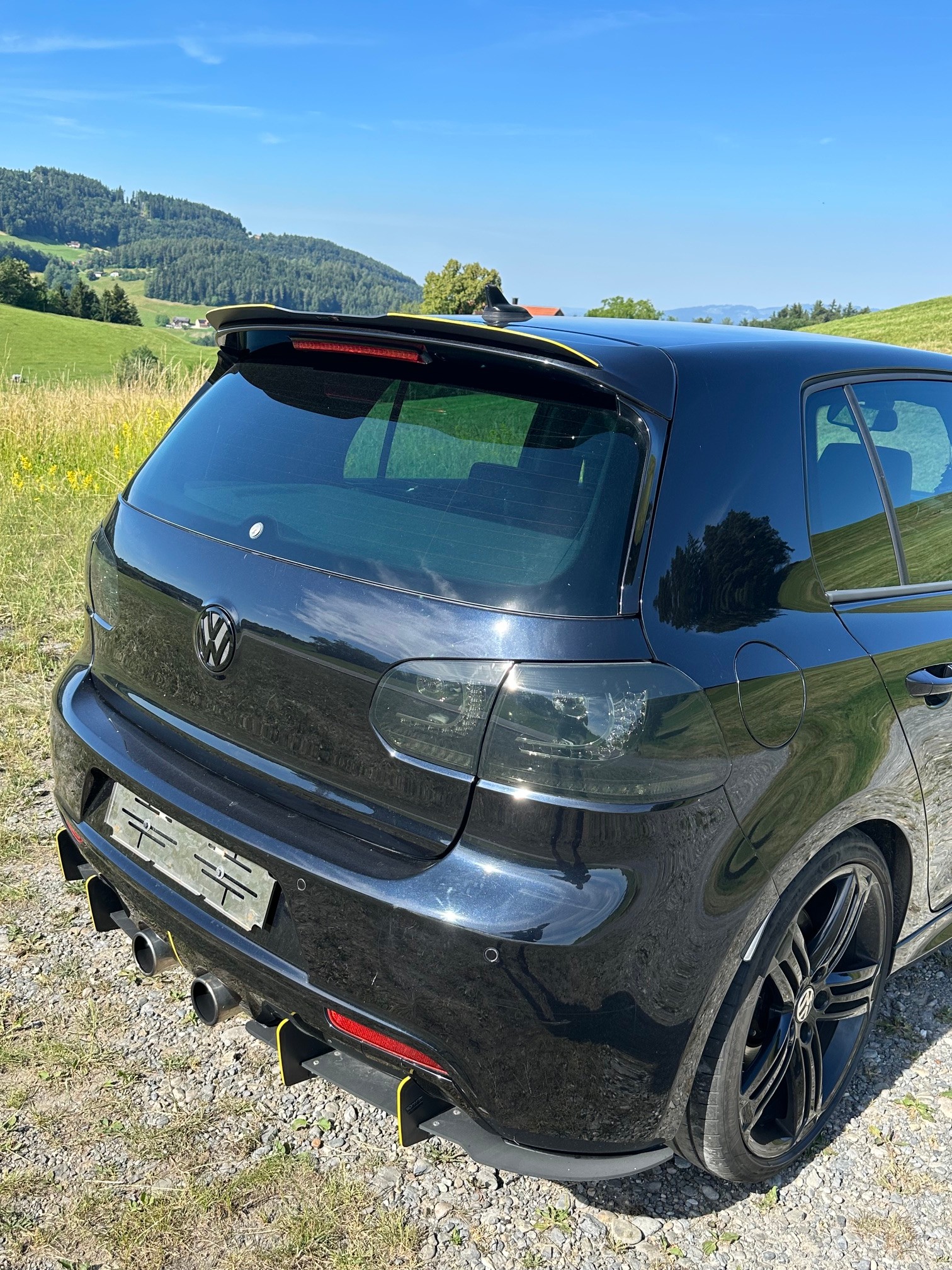 VW 2.0 TSI R DSG 4motion-image-6