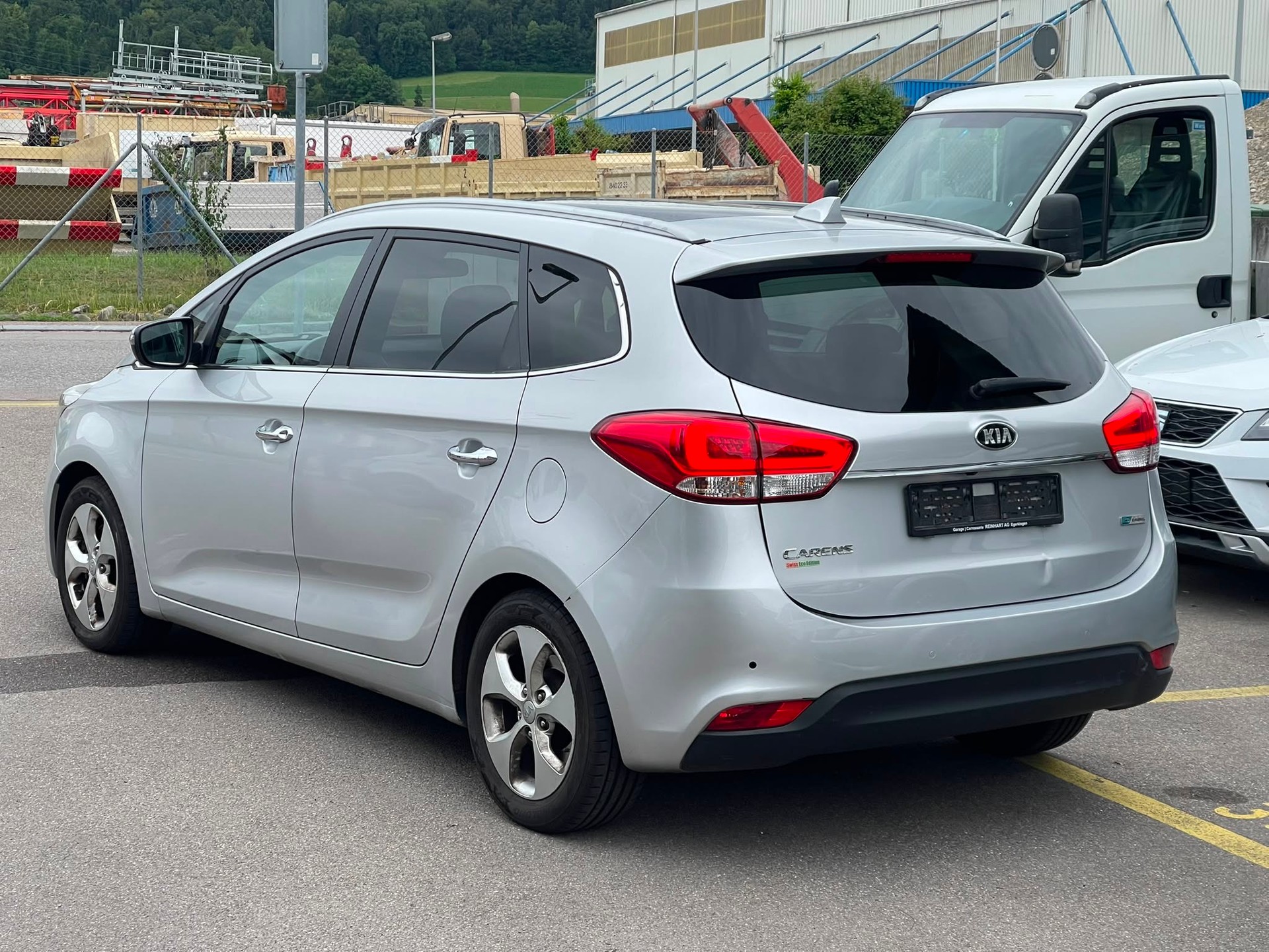 KIA Carens 1.7 CRDi Trend DCT 7 Plätze-image-4