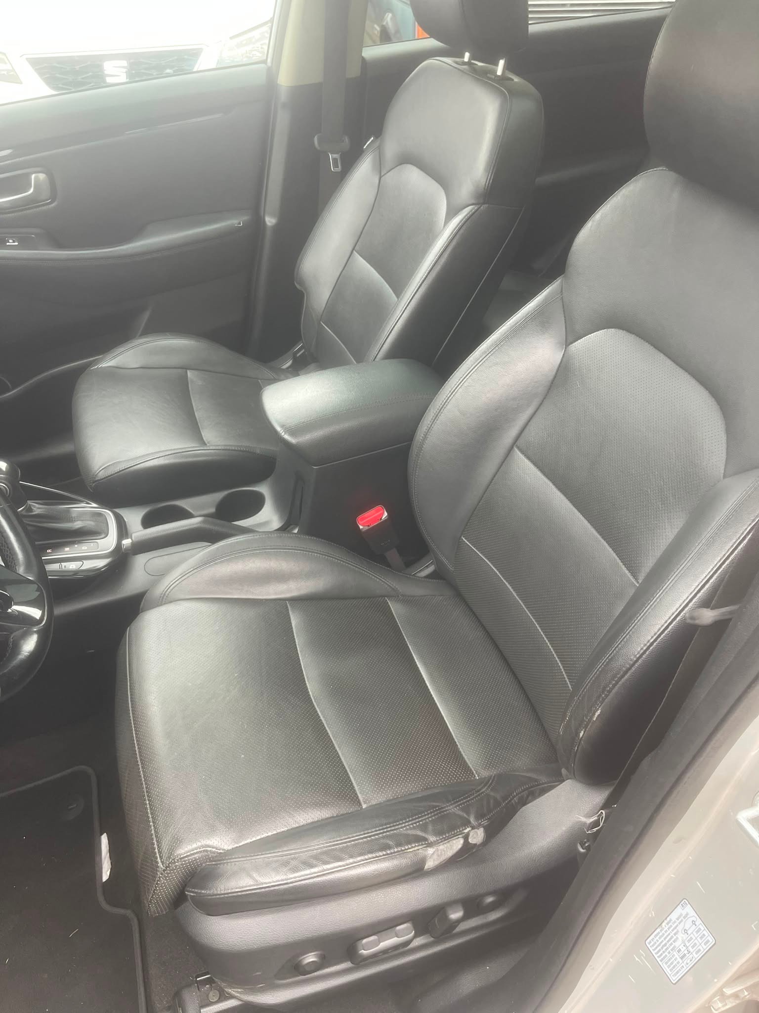 KIA Carens 1.7 CRDi Trend DCT 7 Plätze-image-8