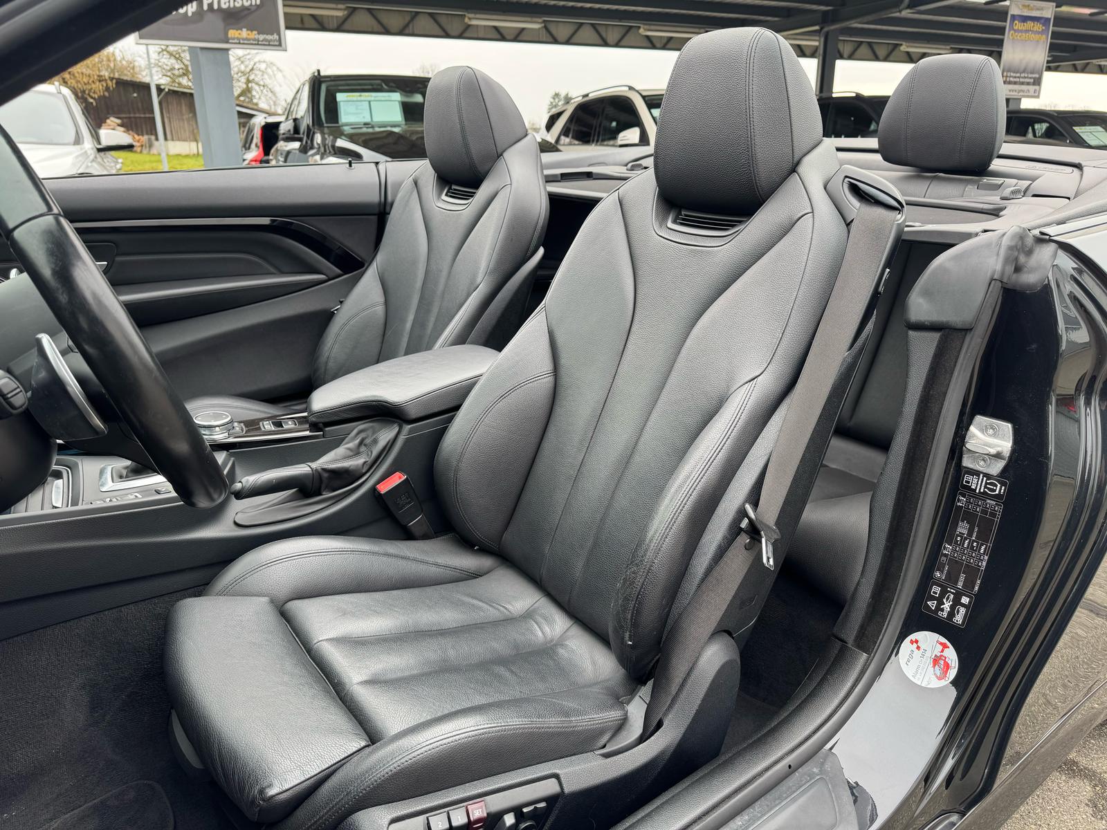 BMW 428i Cabriolet xDrive Steptronic-image-12