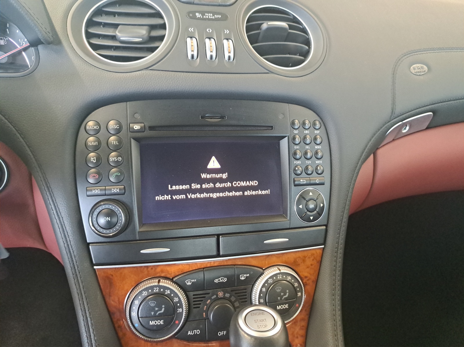 MERCEDES-BENZ SL 500 Cabrio-image-13